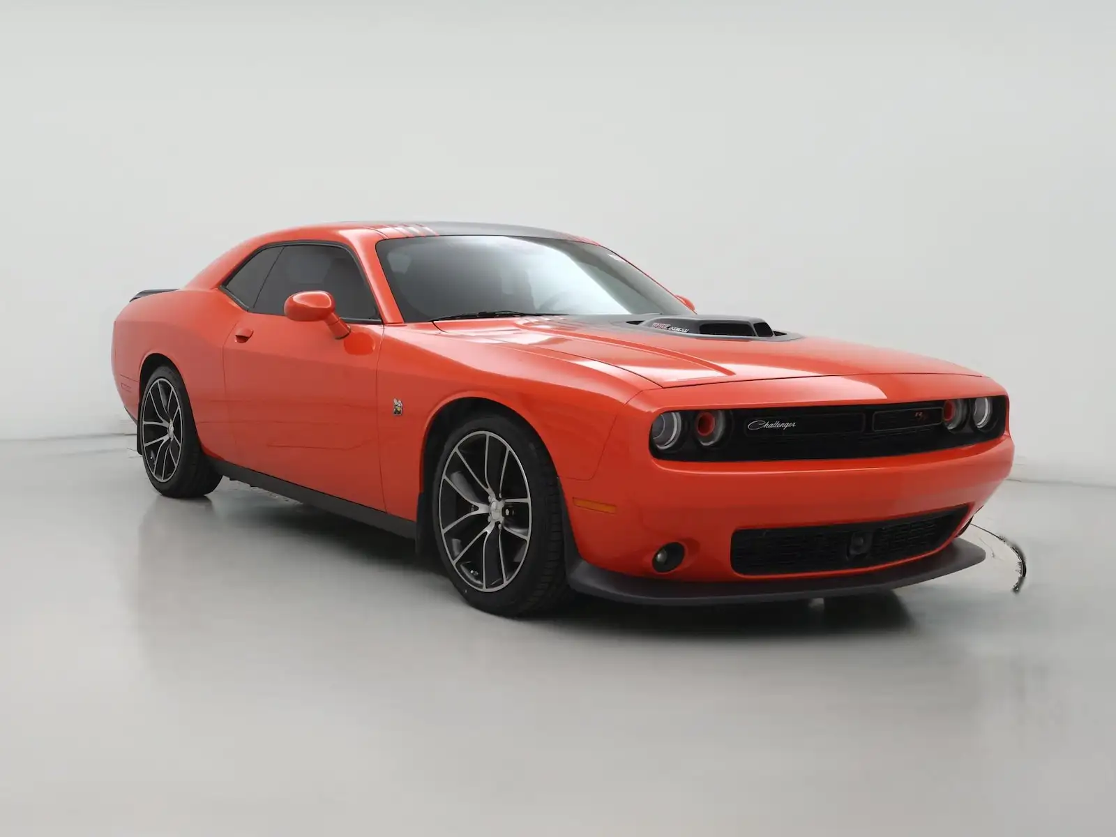 2016 Dodge Challenger HEMI Scat Pack Shaker 392's photo