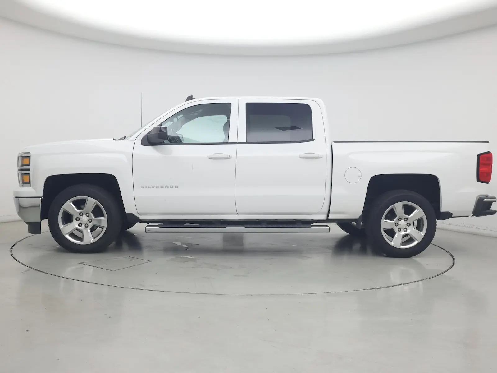 2014 Chevrolet Silverado 1500 LT Crew Cab Short Box photo 4