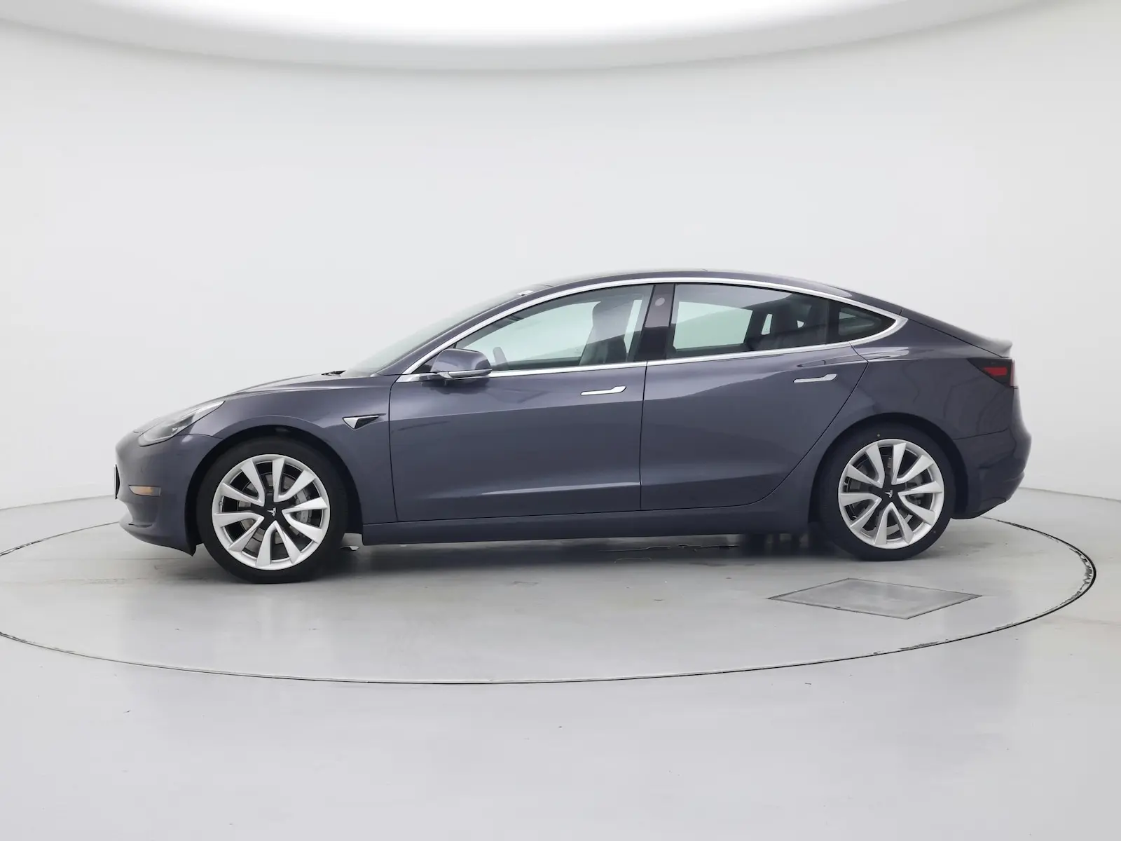 2020 Tesla Model 3 Standard Range Plus photo 4
