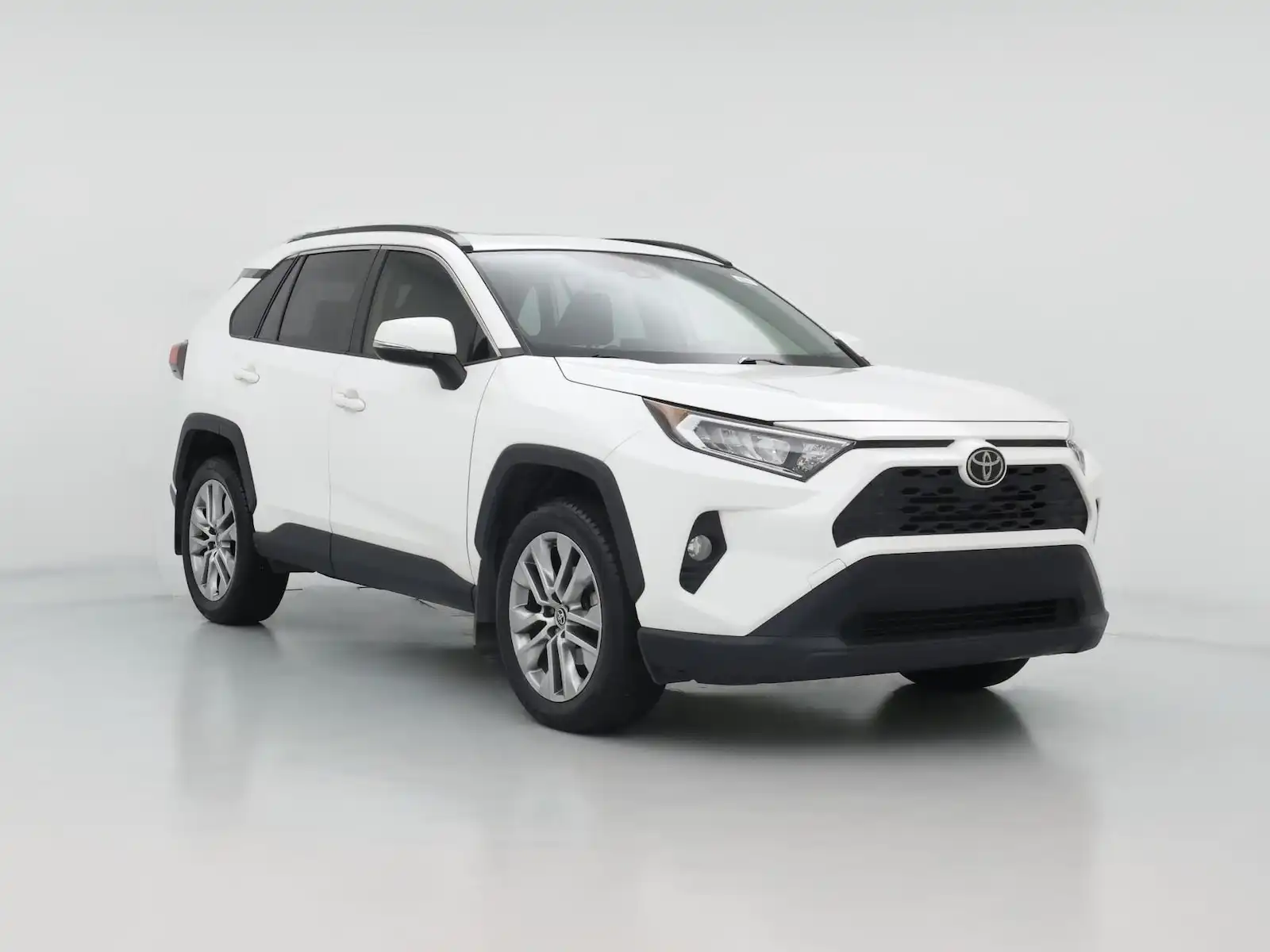 2019 Toyota RAV4 XLE Premium FWD's photo