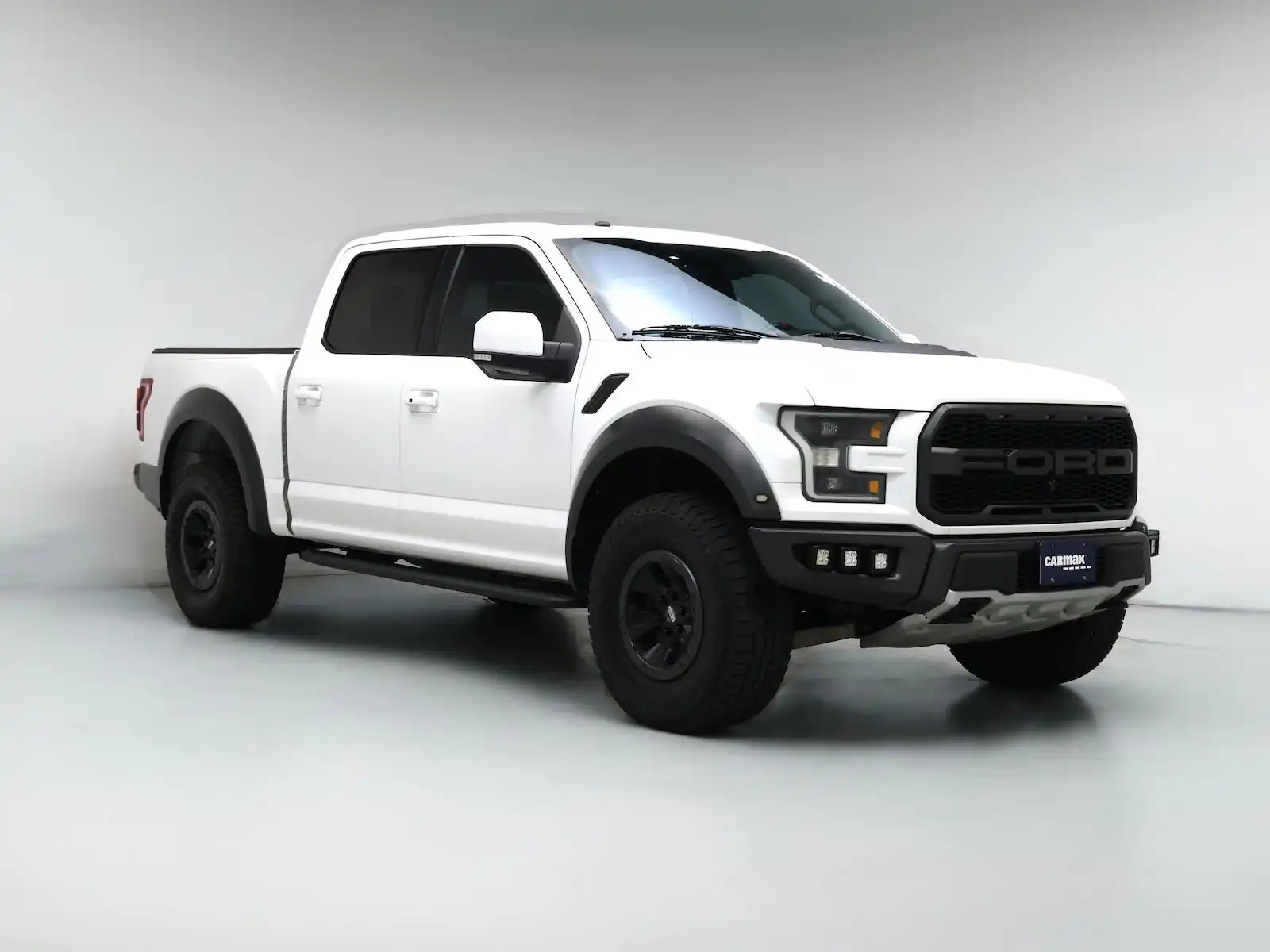 2017 Ford F-150 Raptor 4WD SuperCrew 5-1/2' Box's photo