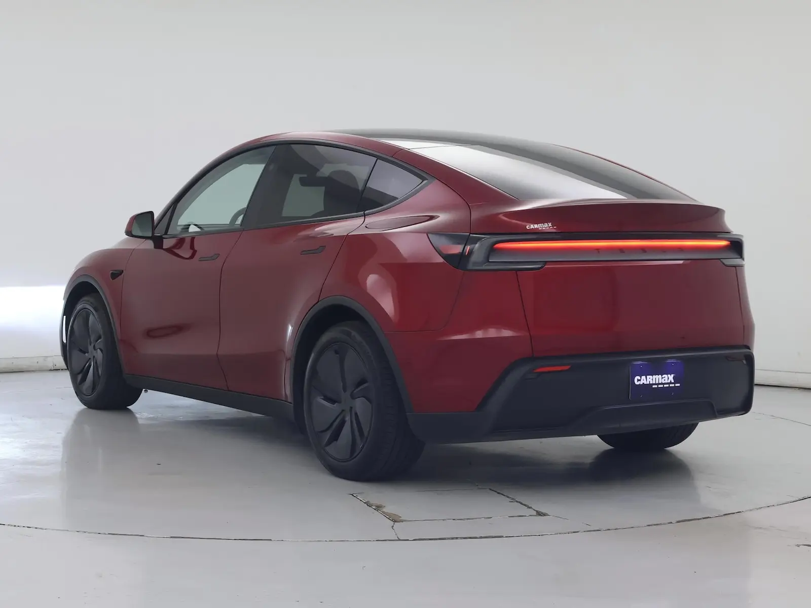 2026 Tesla Model Y Long Range RWD photo 3