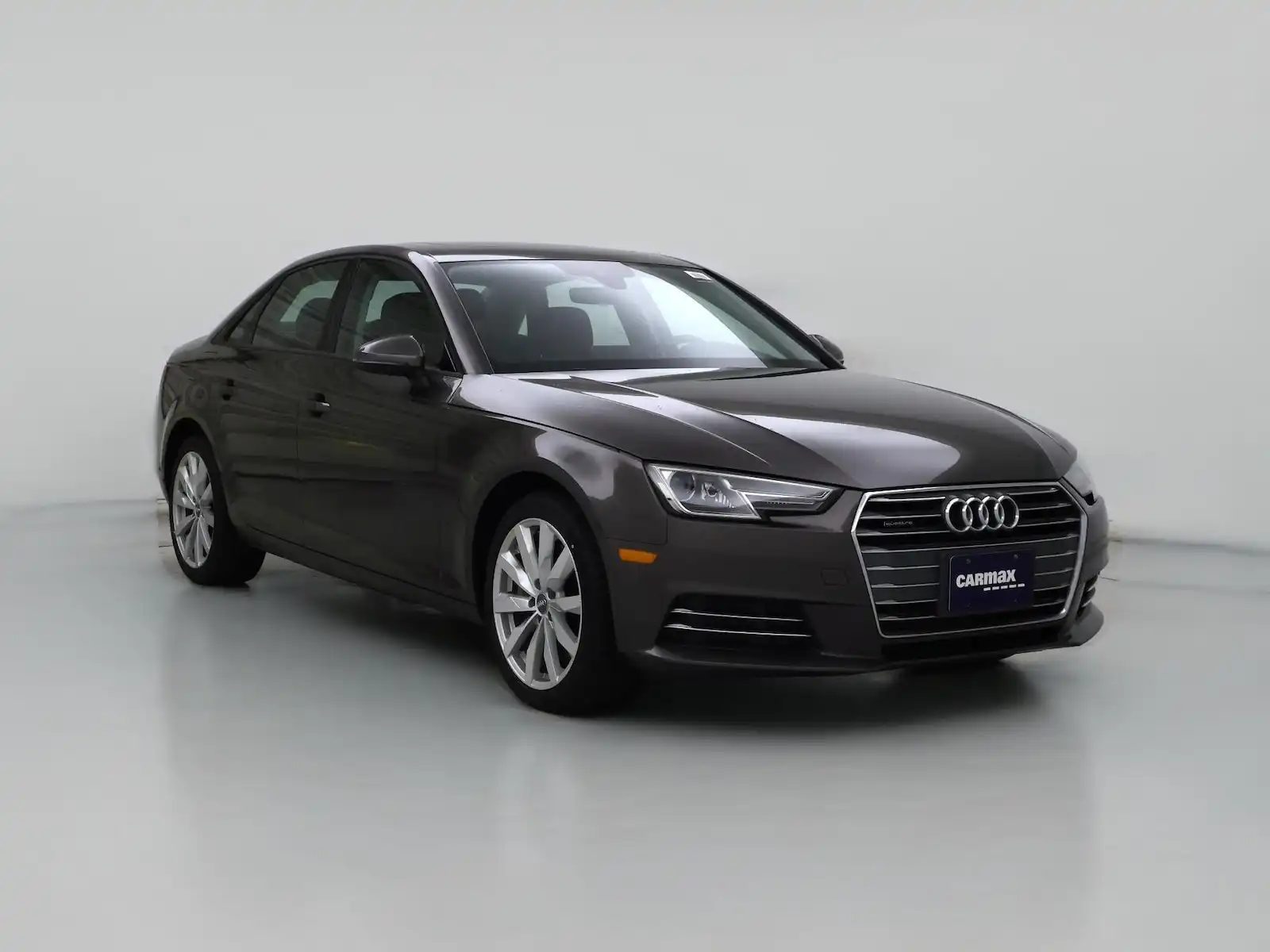2017 Audi A4 2.0T Premium quattro S tronic's photo