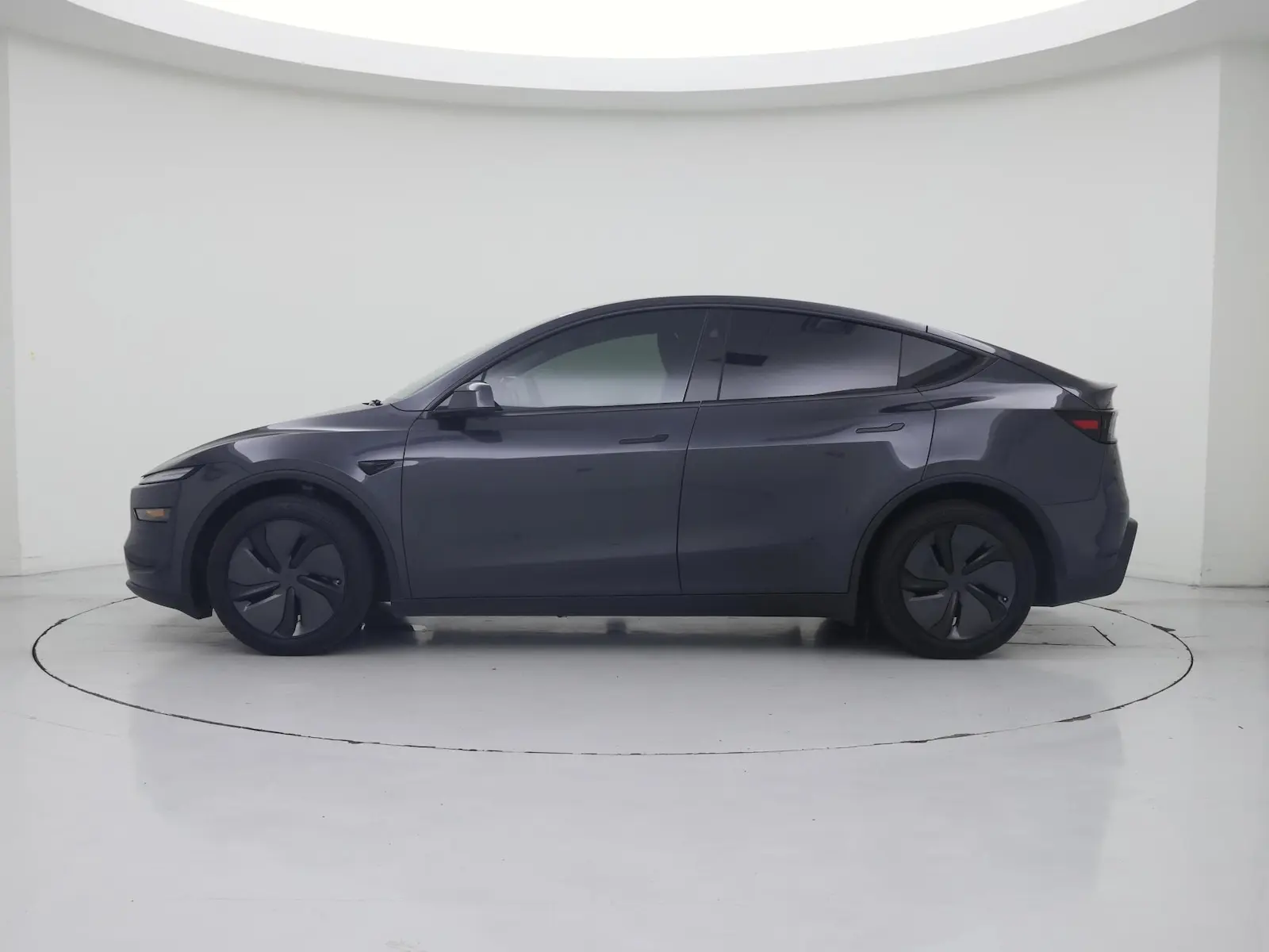 2026 Tesla Model Y Long Range Dual Motor AWD photo 4