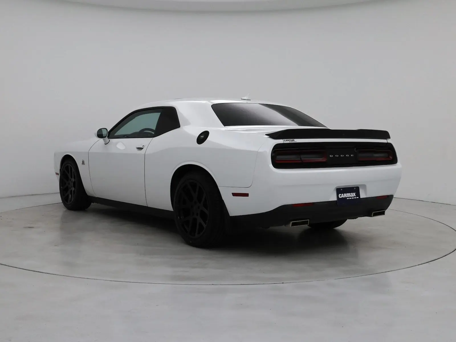 2016 Dodge Challenger Scat Pack photo 3