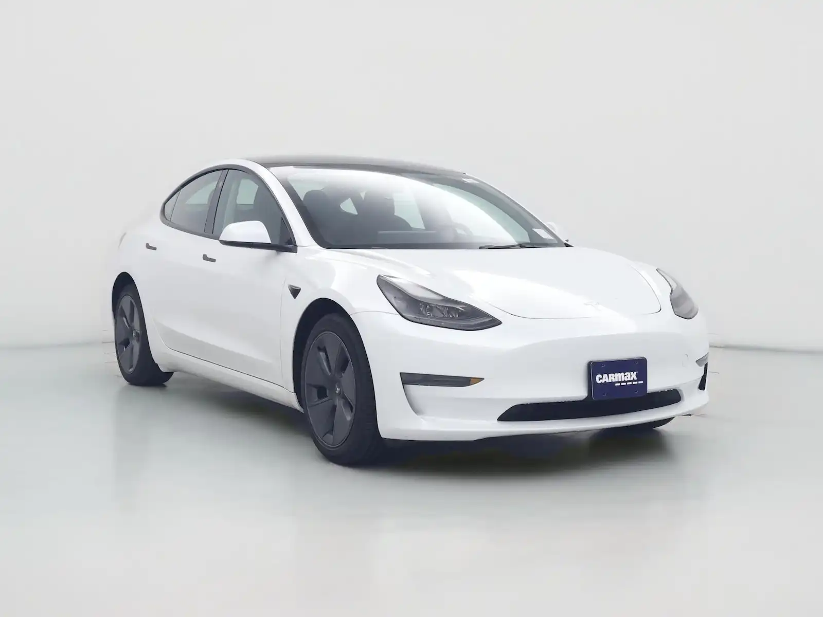 2023 Tesla Model 3 Base's photo