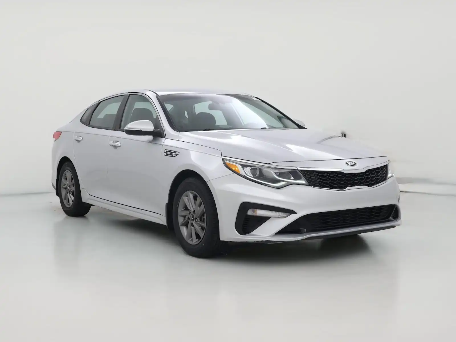 2020 Kia Optima LX Auto's photo