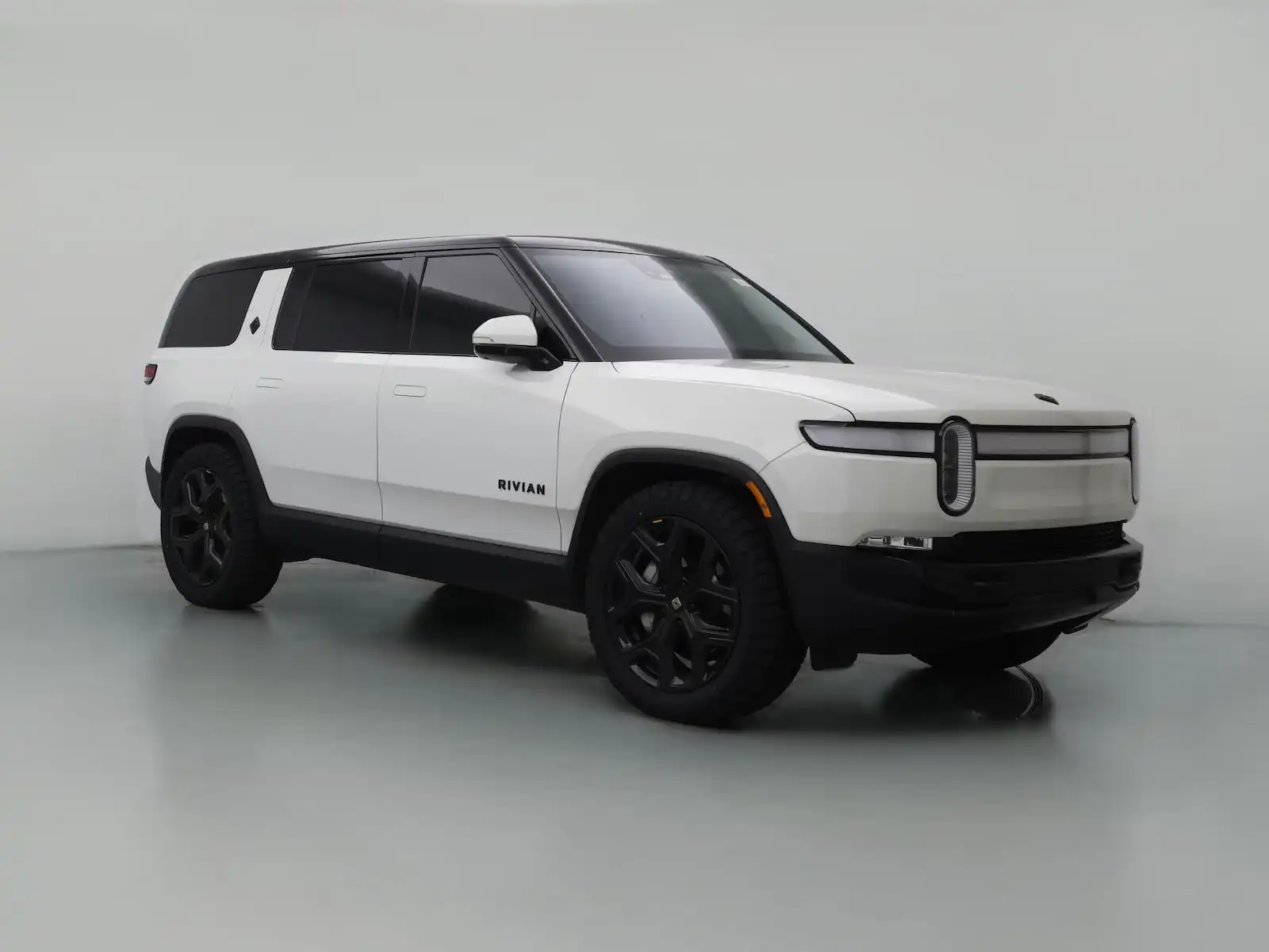 2024 Rivian R1S Adventure Performance Dual-Motor Large Pack's photo