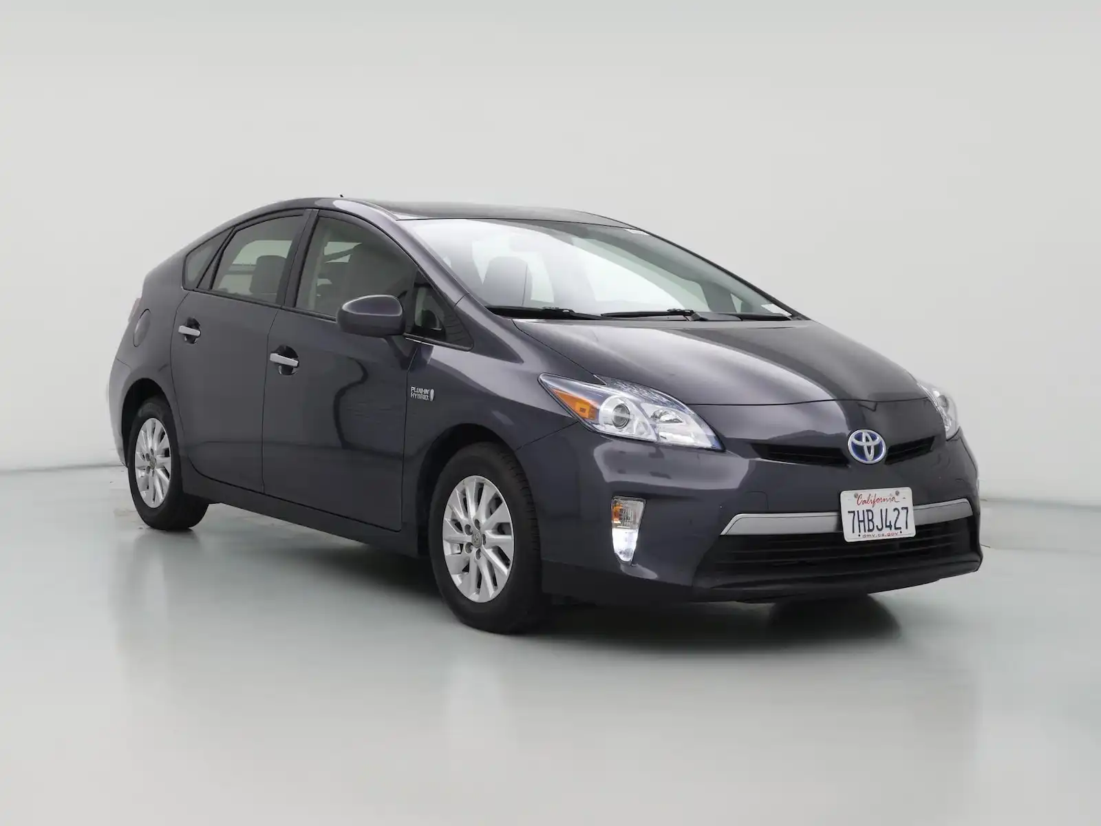 2014 Toyota Prius Base's photo