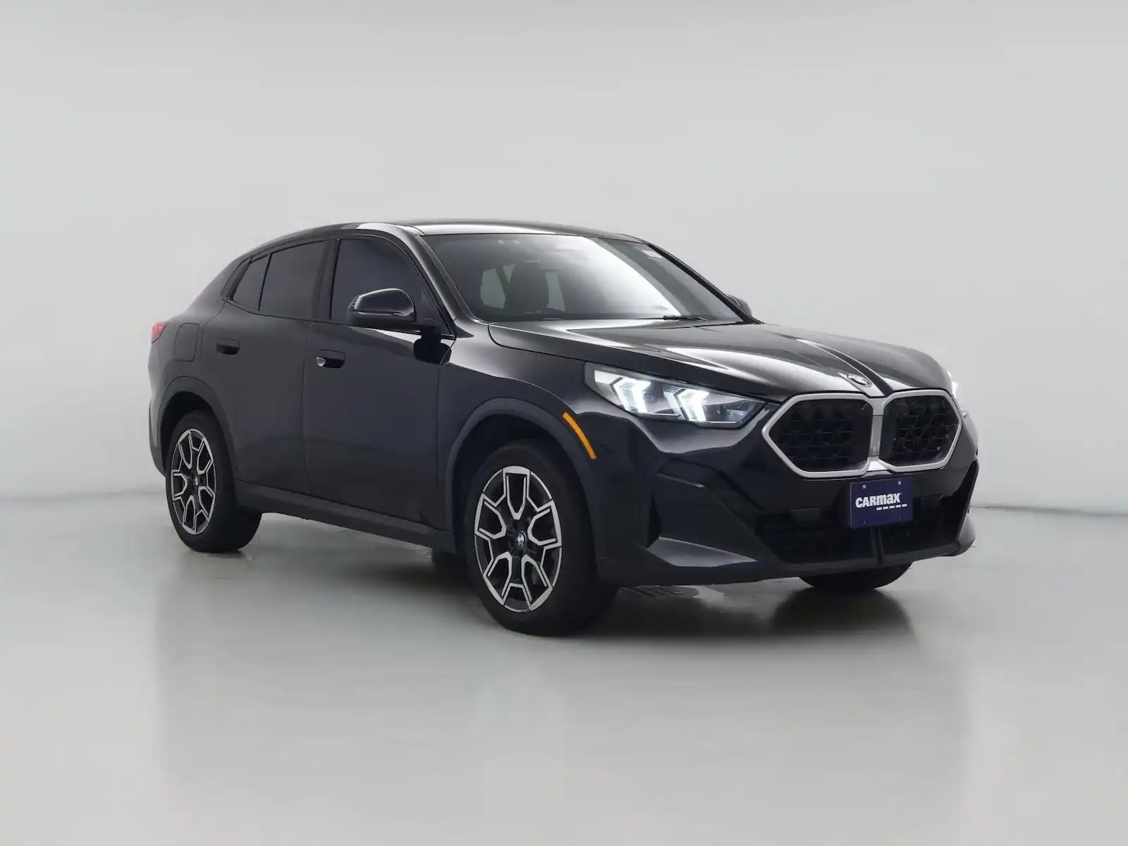 2025 BMW X2 xDrive28i's photo