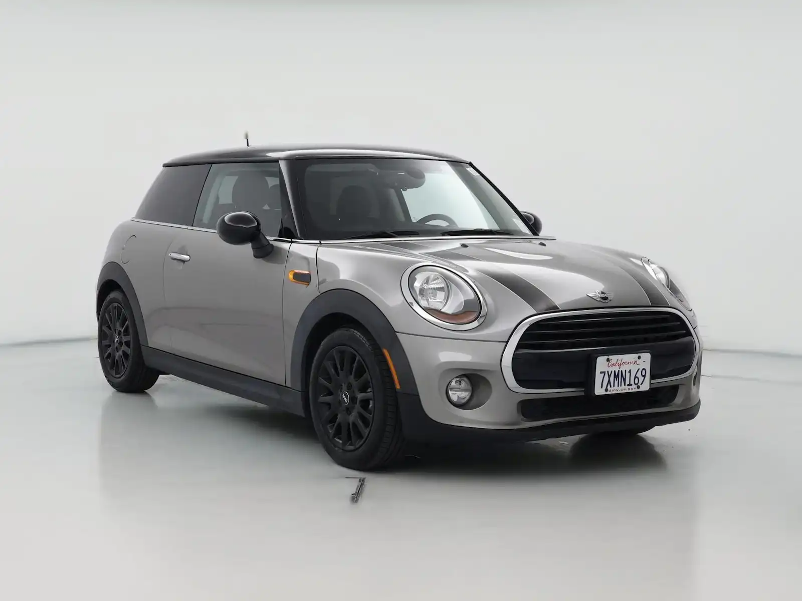 2017 MINI Cooper Base's photo