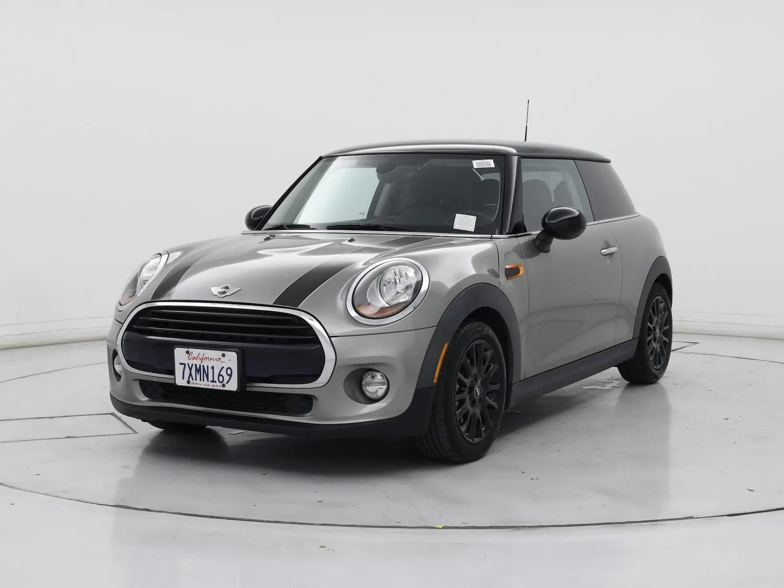 2017 MINI Cooper Base photo 5