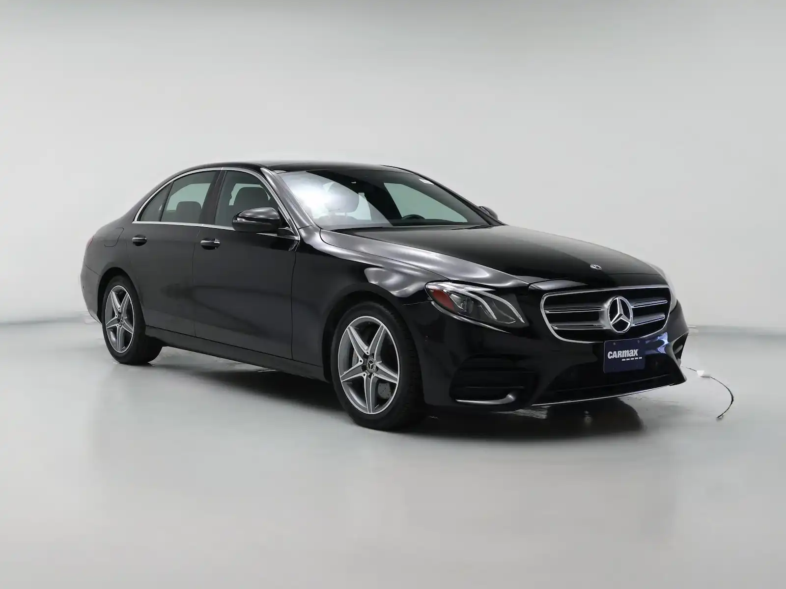 2018 Mercedes-Benz E-Class E400 4MATIC's photo