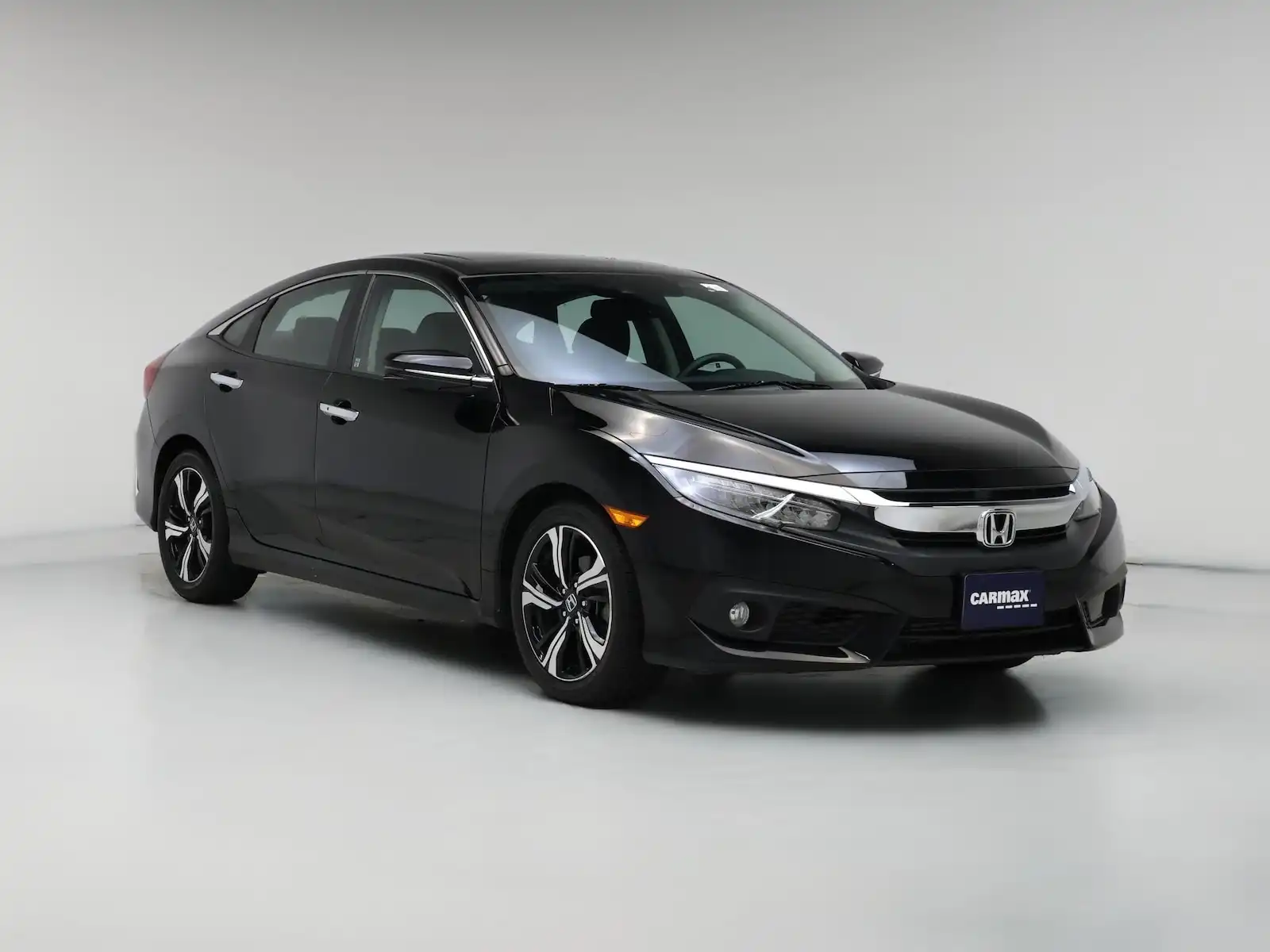 2016 Honda Civic Touring CVT's photo