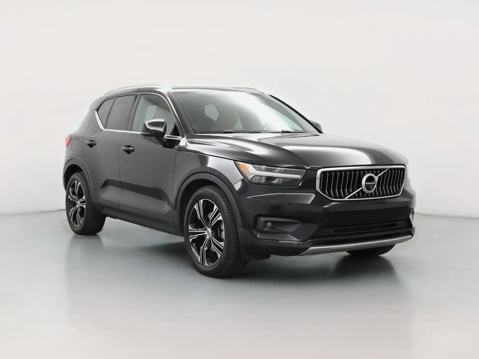 2019 Volvo XC40 T4 Inscription's photo