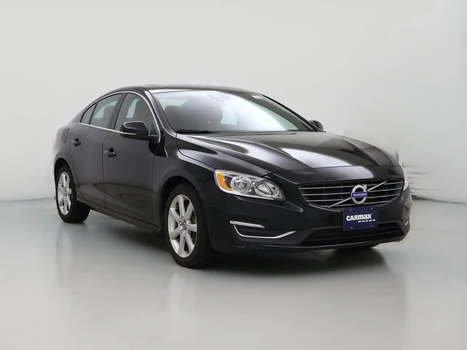 2016 Volvo S60 T5 AWD Premier's photo