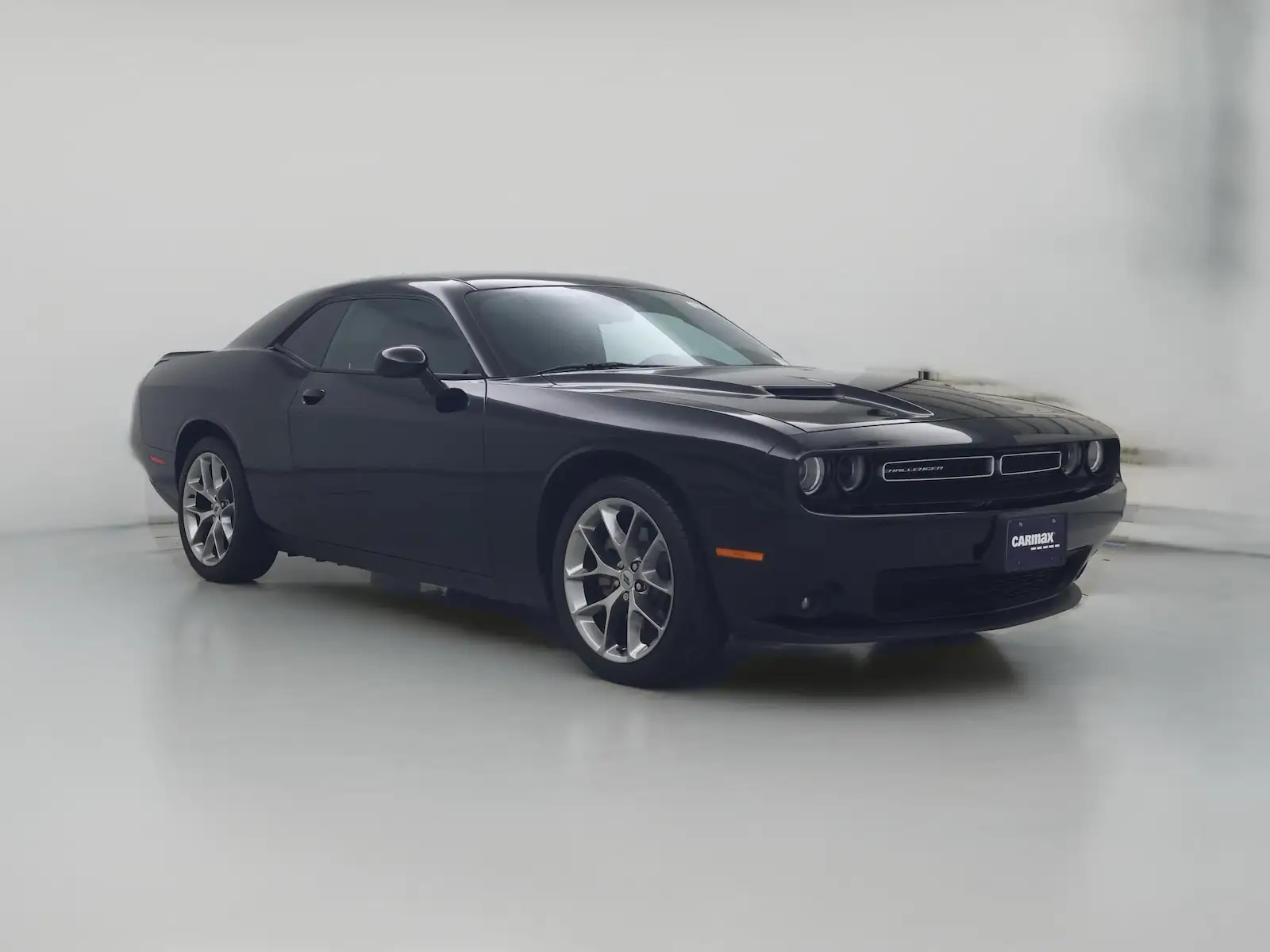 2021 Dodge Challenger SXT Auto photo 1