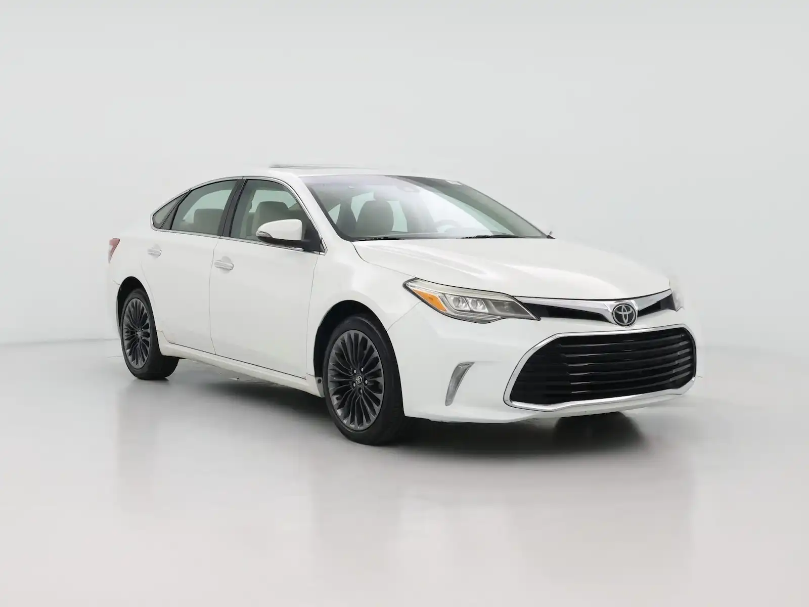 2017 Toyota Avalon XLE Touring's photo