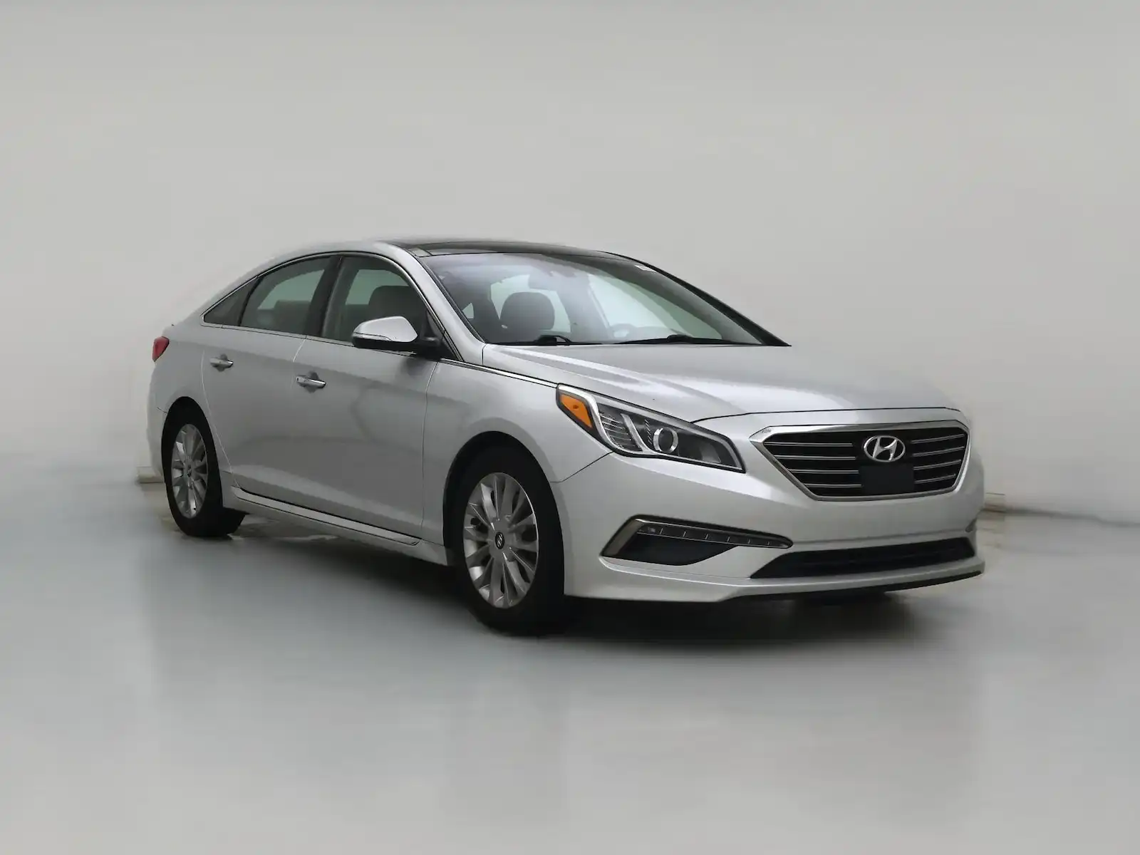 2015 Hyundai Sonata Limited's photo