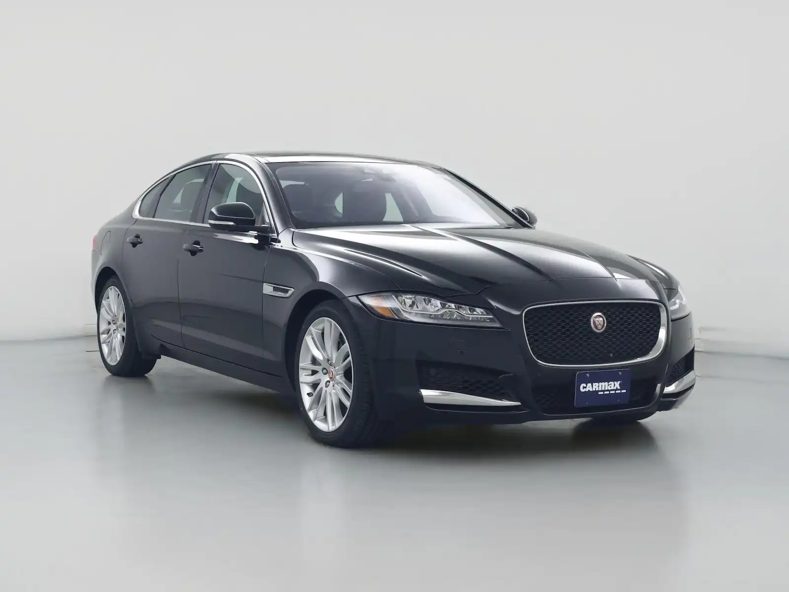 2017 Jaguar XF 35t Prestige AWD's photo