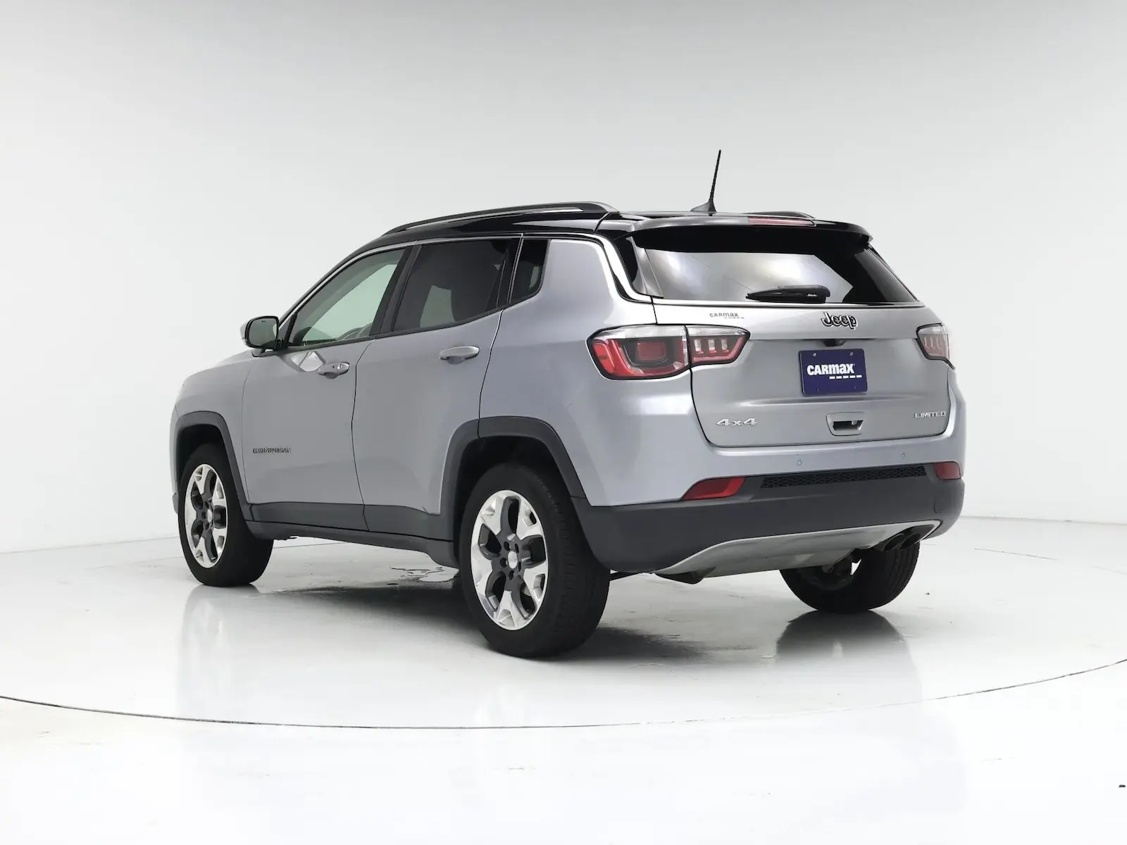 2017 Jeep Compass Limited 4WD photo 3
