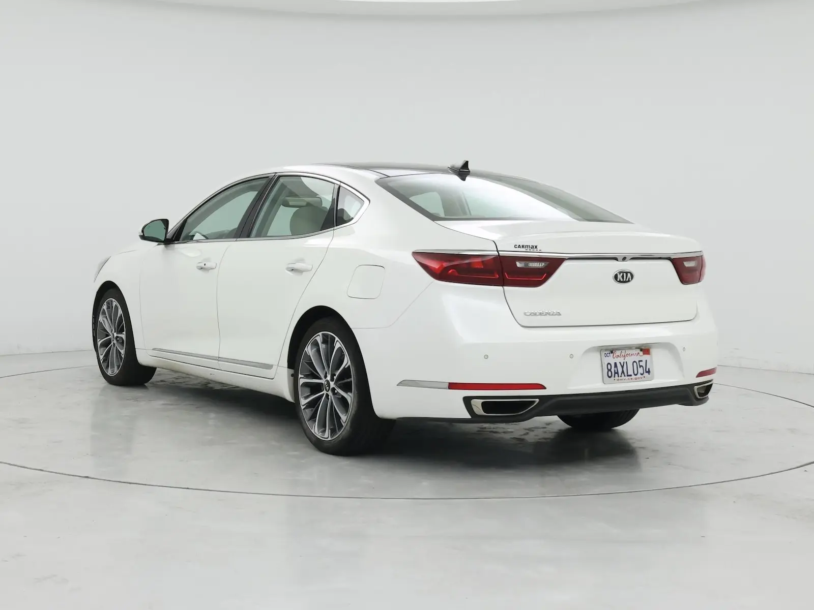 2017 Kia Cadenza Technology photo 3