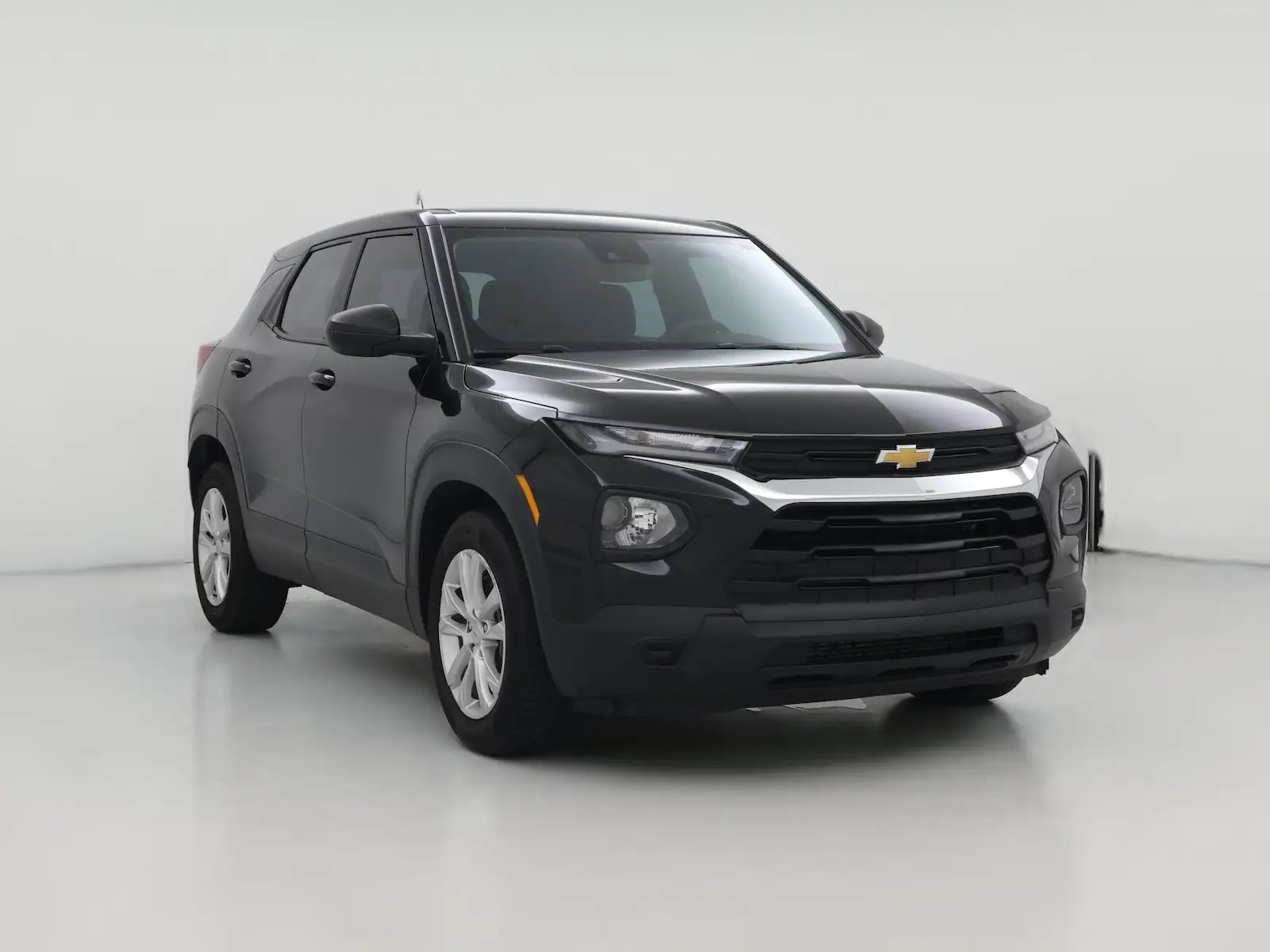 2023 Chevrolet Trailblazer LS photo 1