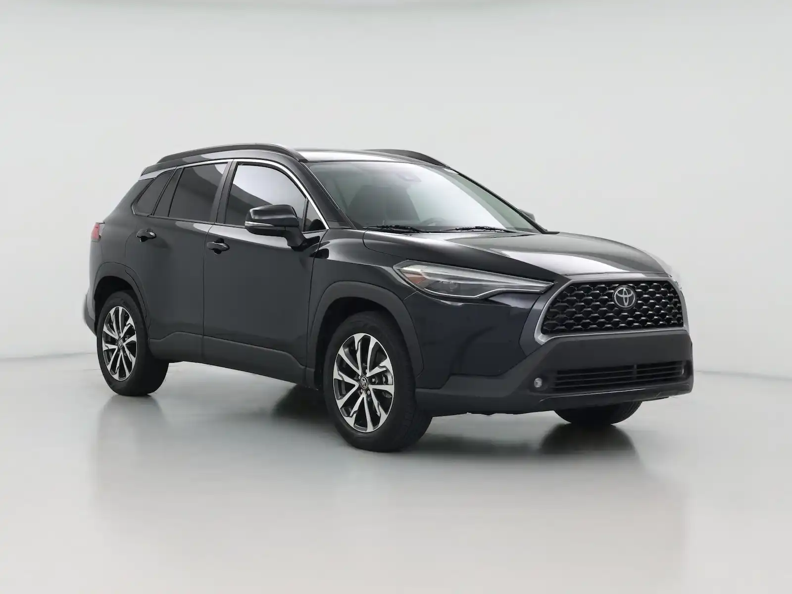 2022 Toyota Corolla Cross XLE FWD's photo