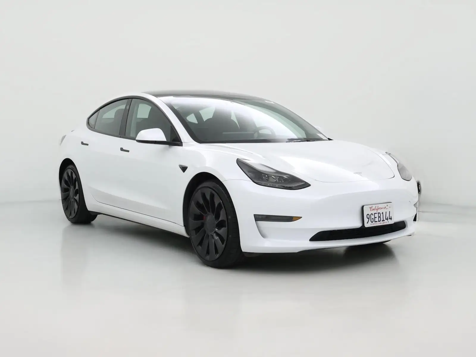 2023 Tesla Model 3 Performance photo 1
