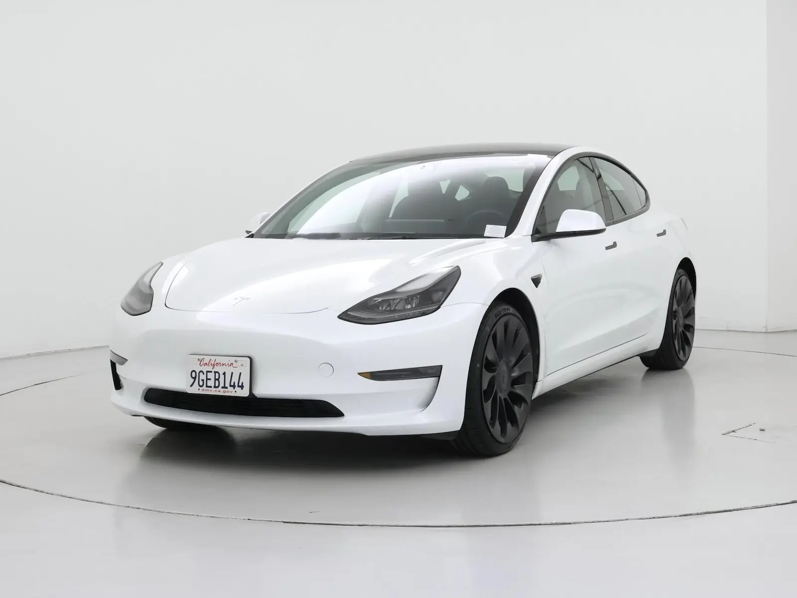 2023 Tesla Model 3 Performance photo 5