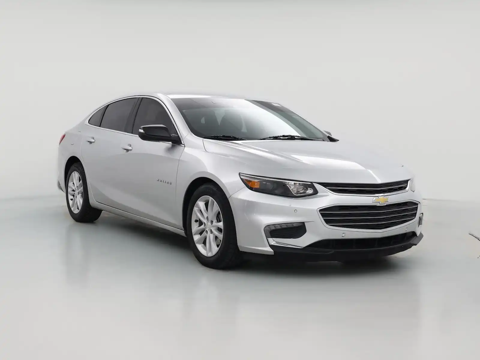 2017 Chevrolet Malibu Hybrid's photo