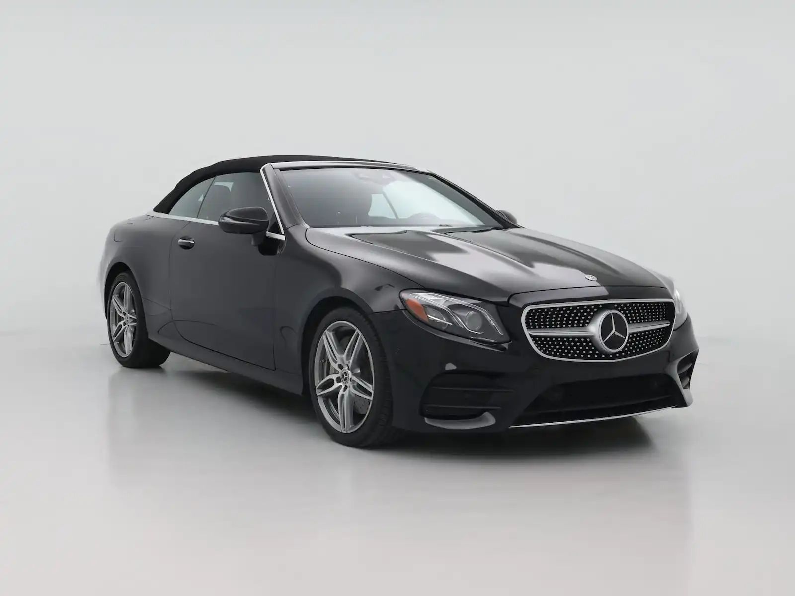2018 Mercedes-Benz E-Class E400 4MATIC Cabriolet's photo