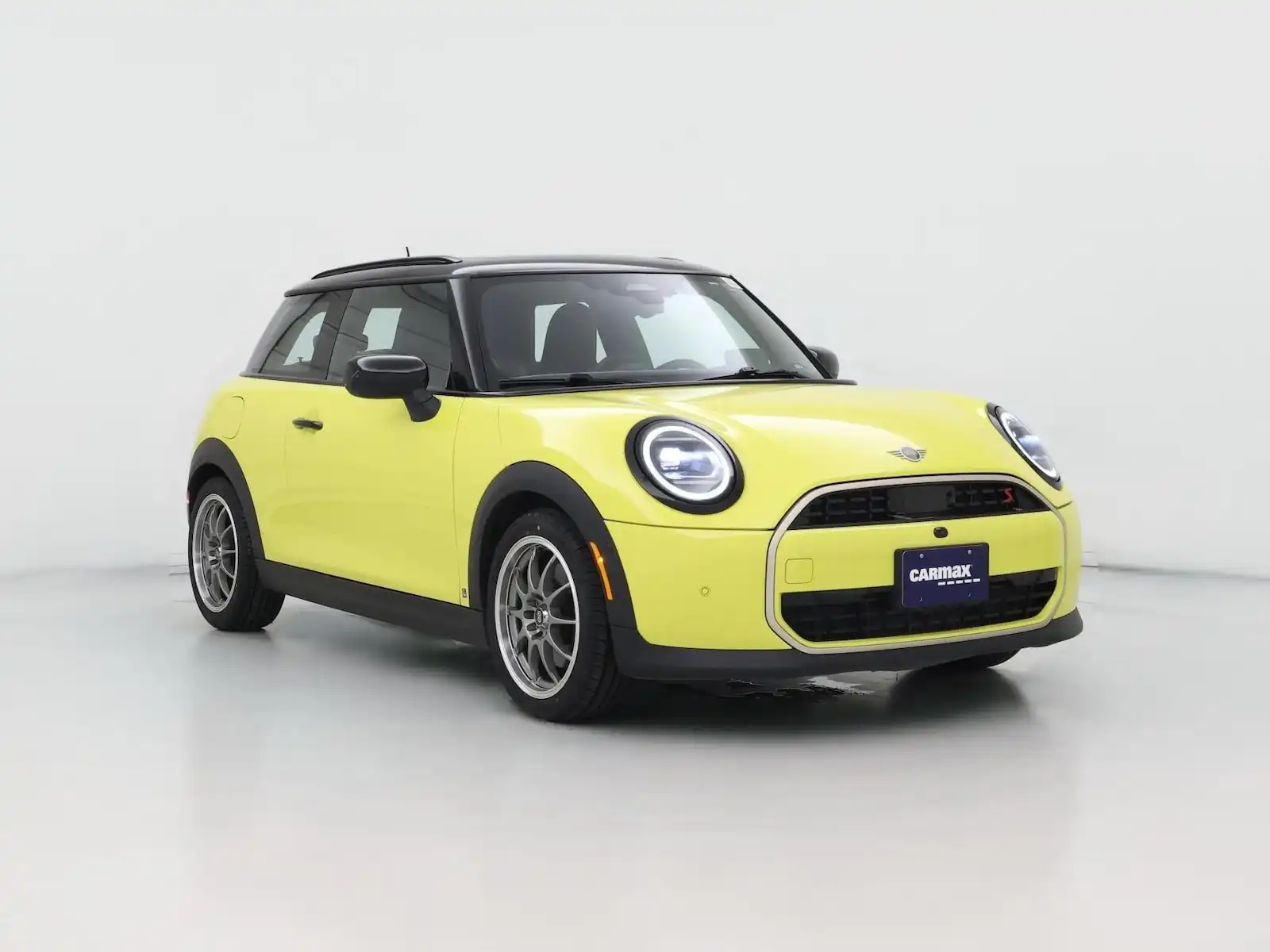 2025 MINI Hardtop Cooper S's photo