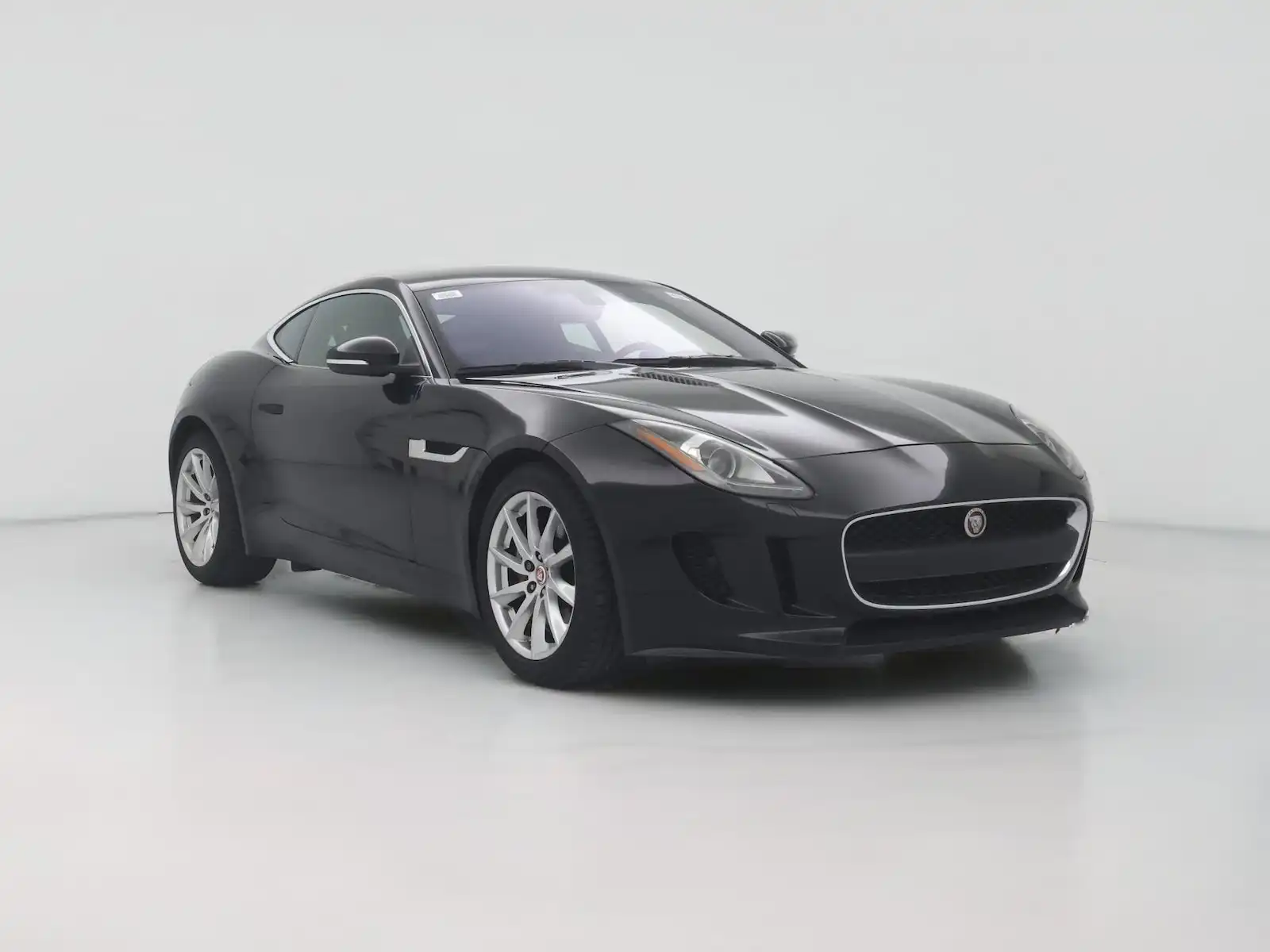 2017 Jaguar F-TYPE Premium Coupe's photo
