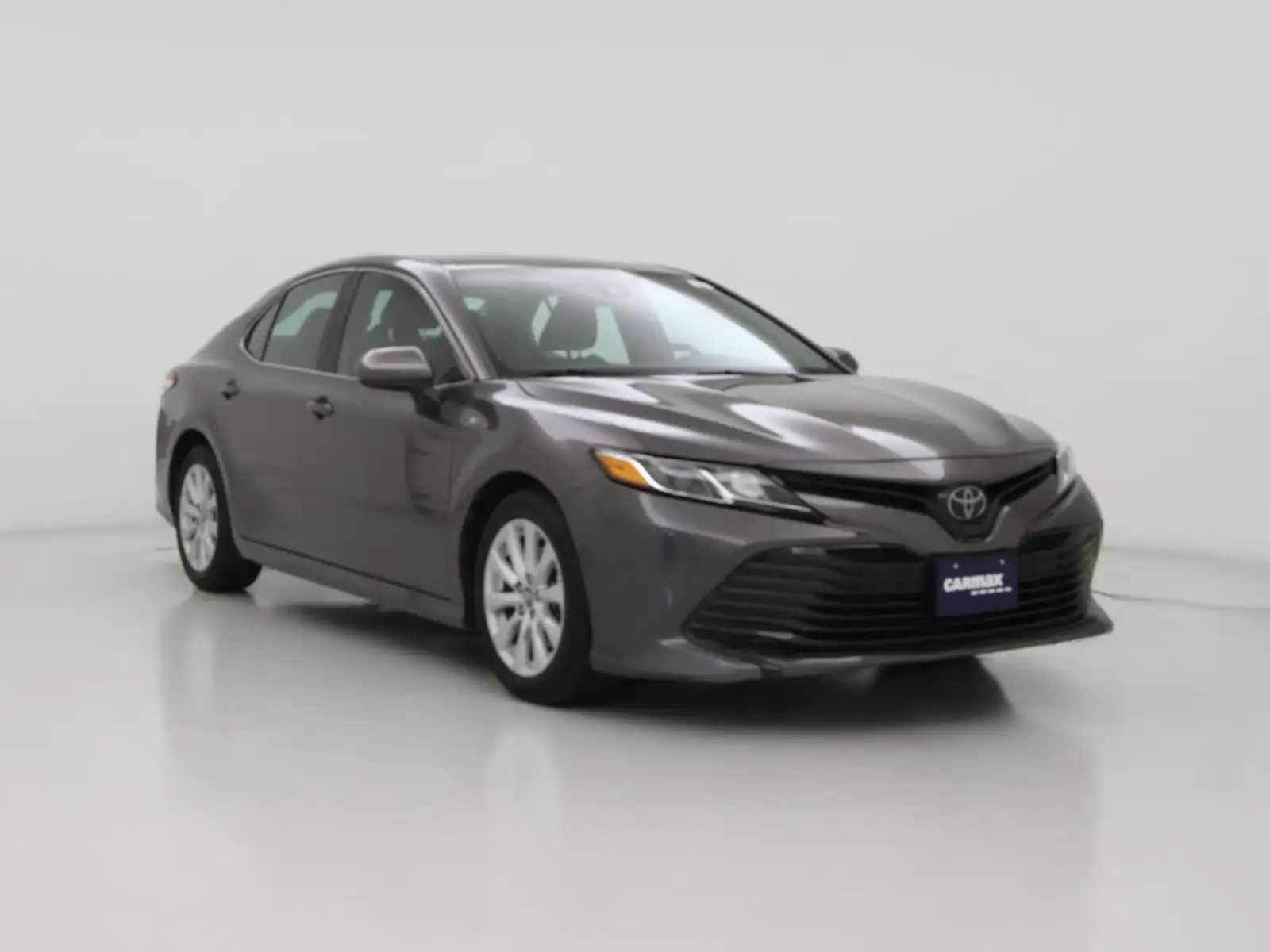 2019 Toyota Camry 2.5 Auto LE's photo