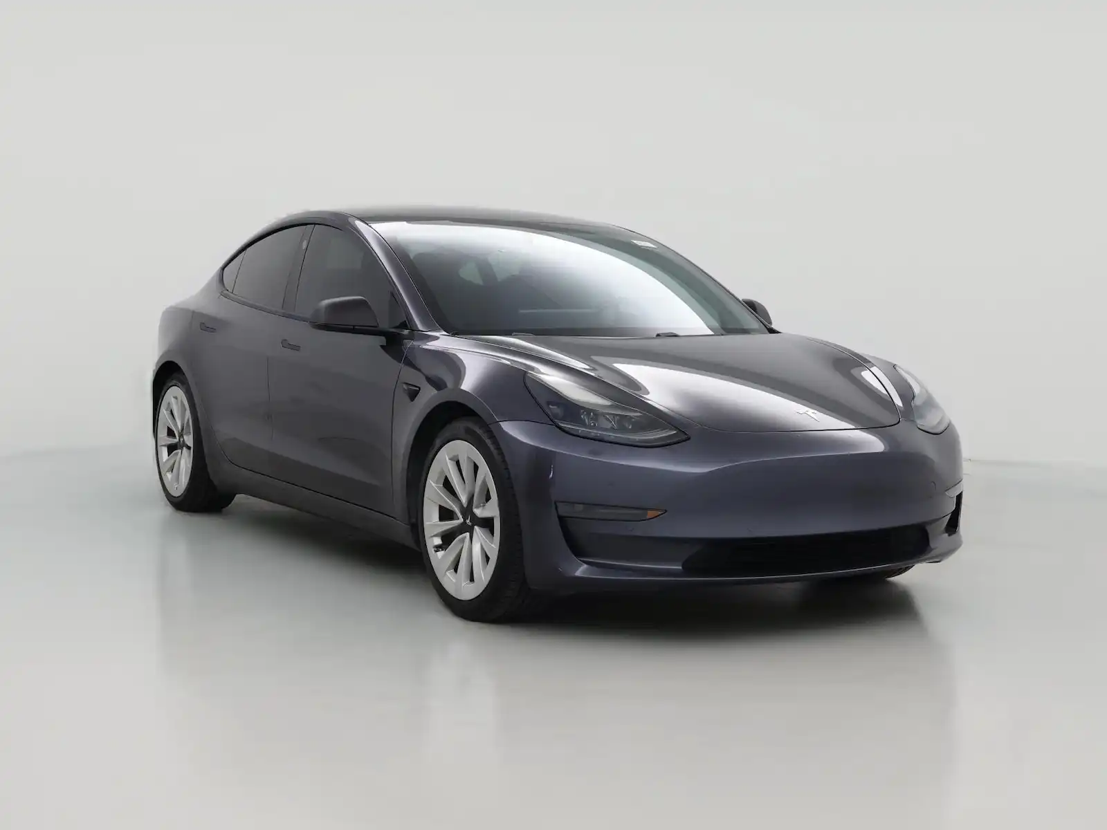 2021 Tesla Model 3 Standard Range Plus's photo
