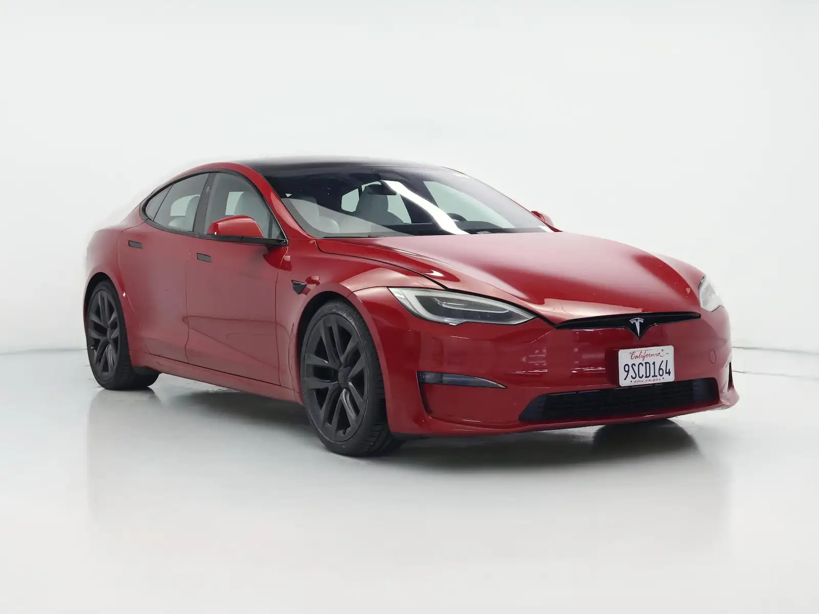 2022 Tesla Model S Plaid's photo