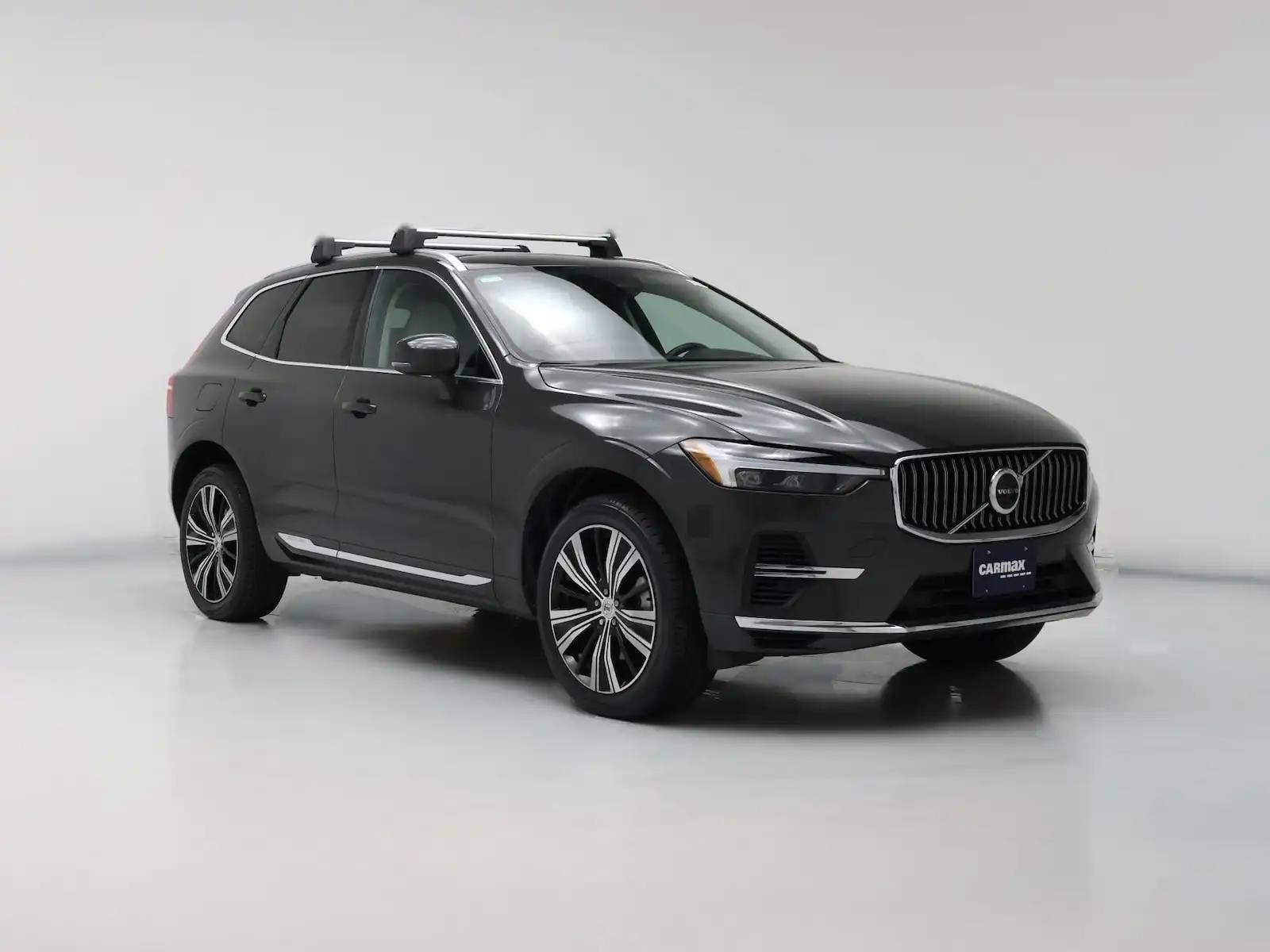 2022 Volvo XC60 T8 Recharge Inscription Extended Range AWD's photo