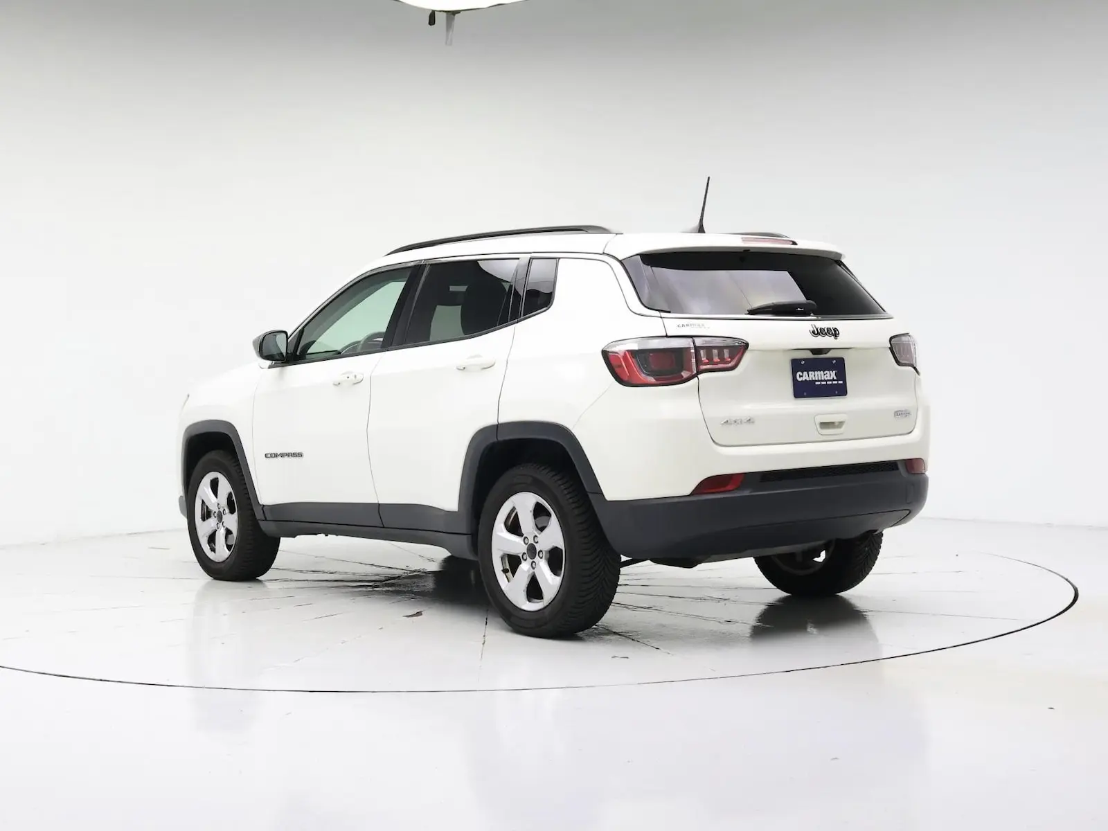 2018 Jeep Compass Latitude 4WD photo 3