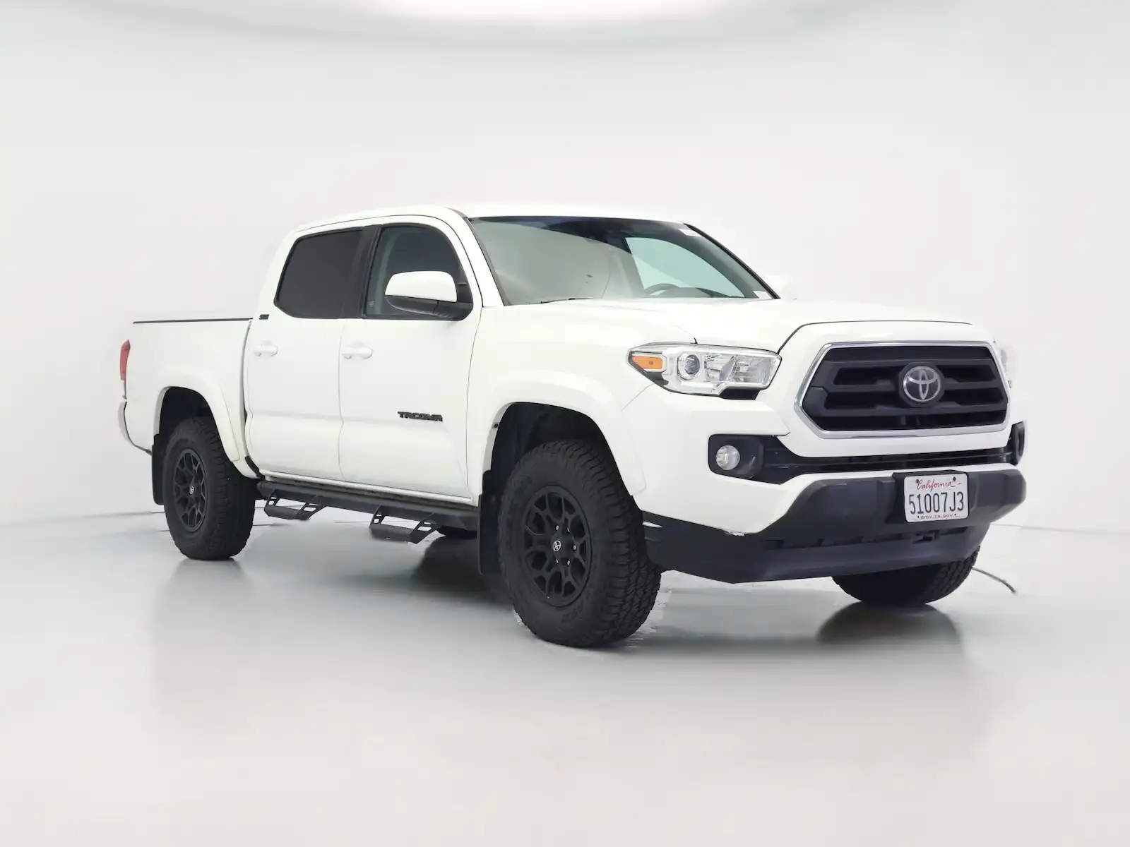2022 Toyota Tacoma SR5 Double Cab 2WD V6 Auto Short Bed's photo