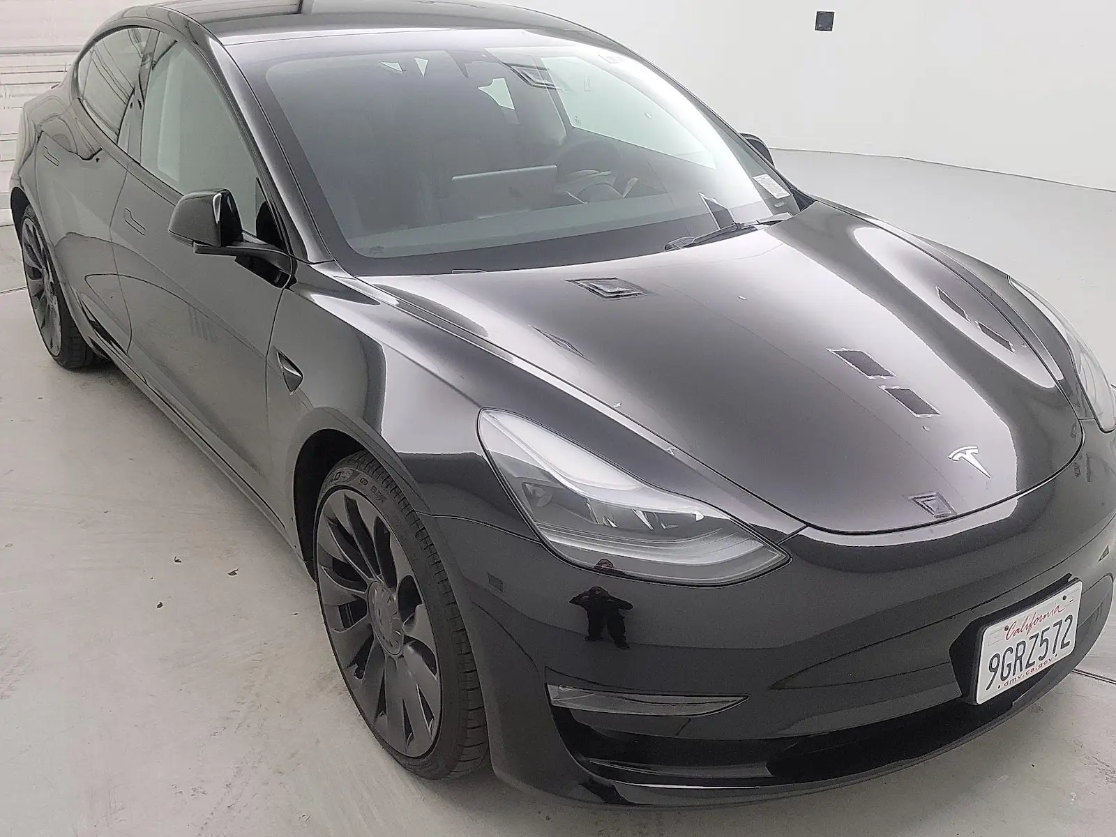 2023 Tesla Model 3 Performance photo 1