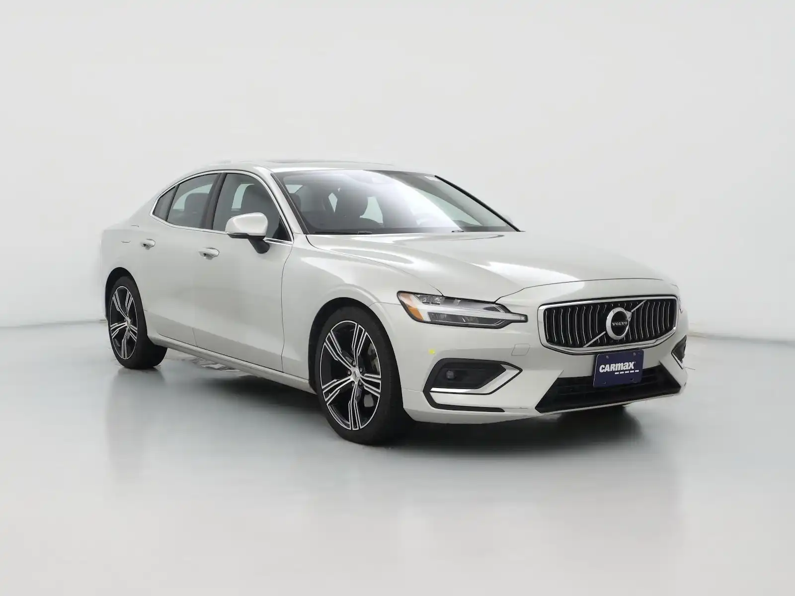 2022 Volvo S60 B5 Inscription's photo