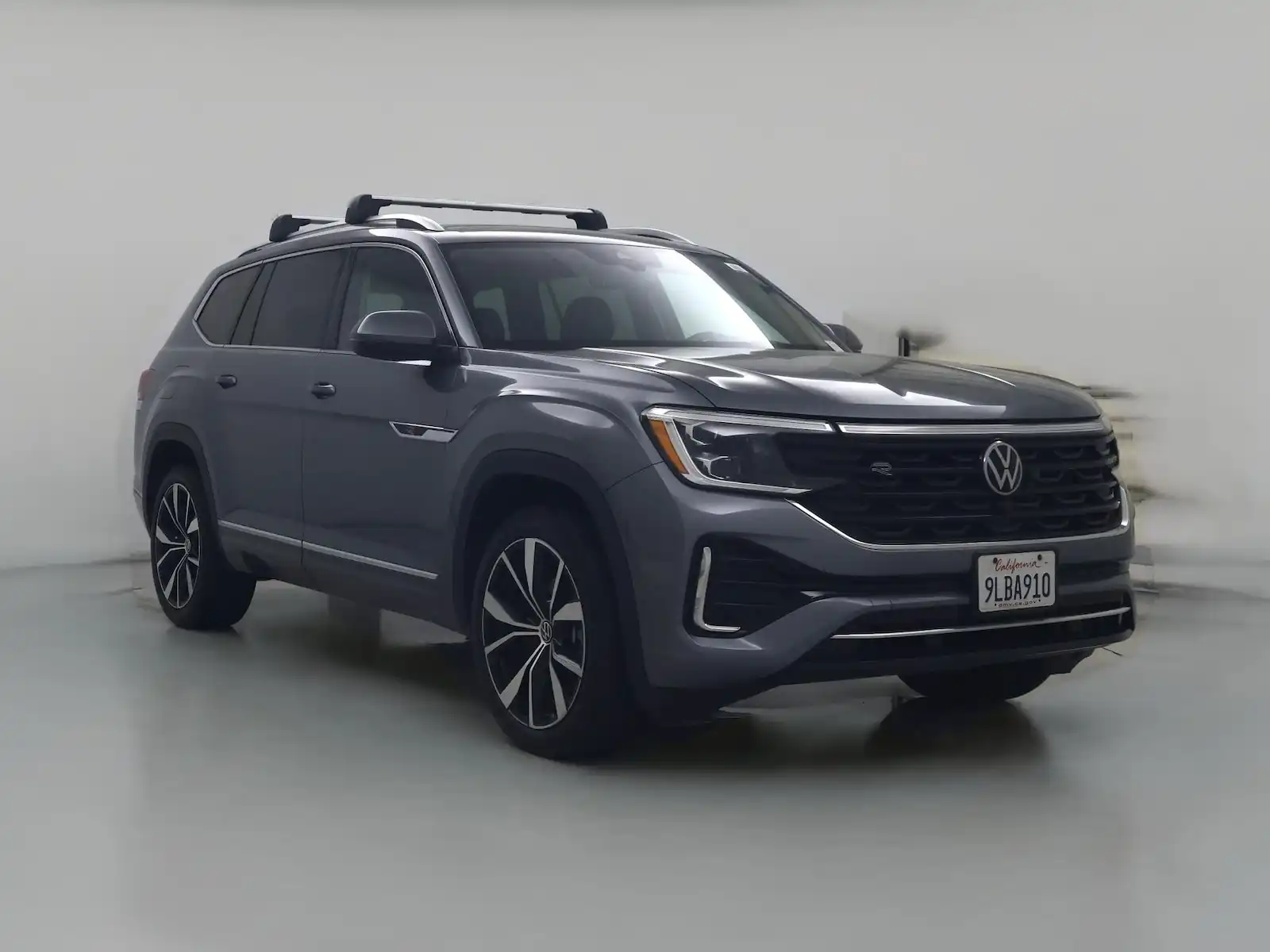 2024 Volkswagen Atlas 2.0T SEL Premium R-Line 4Motion's photo
