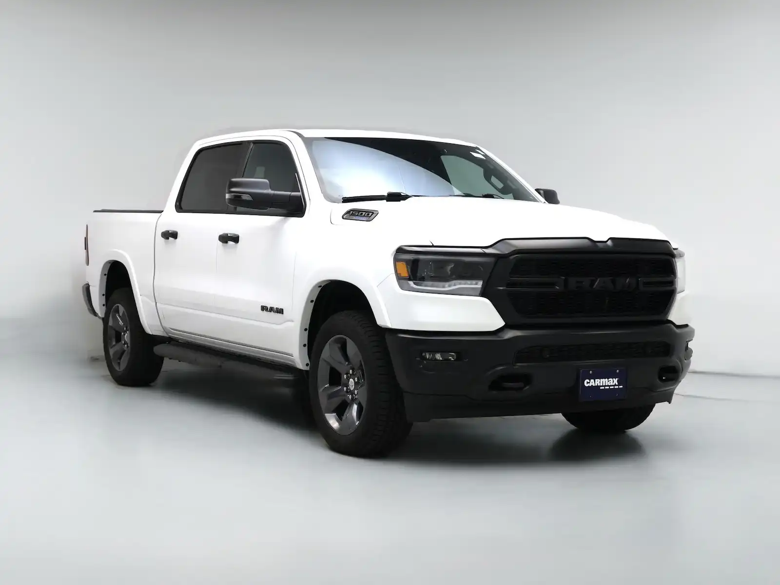 2023 RAM 1500 Big Horn/Lone Star 4WD Crew Cab 5'7's photo