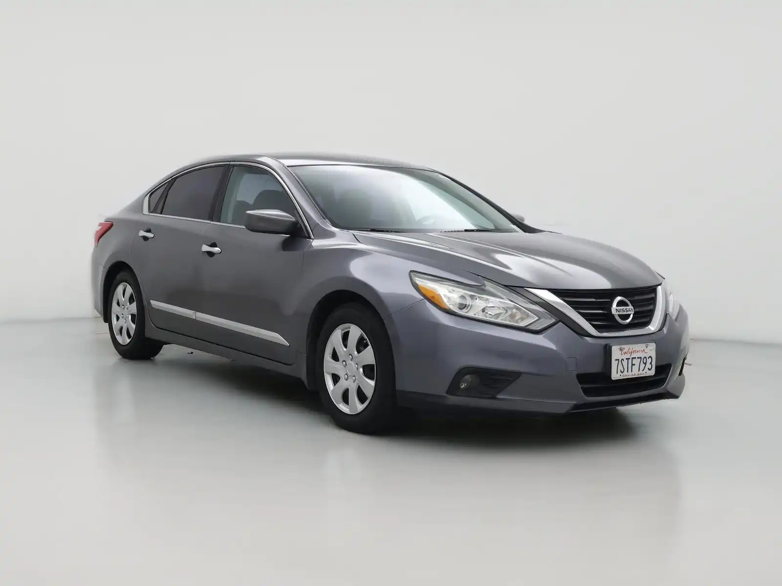 2016 Nissan Altima 2.5 SV's photo