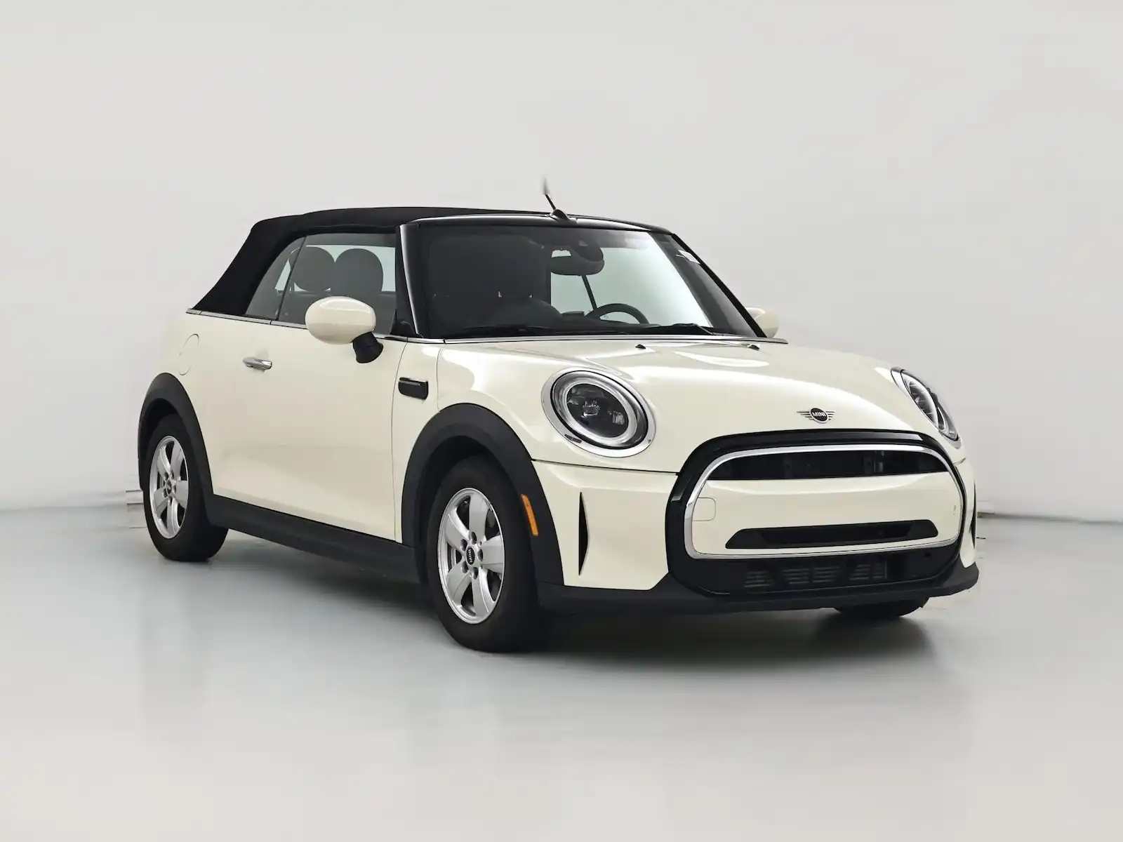 2022 MINI Convertible Cooper's photo