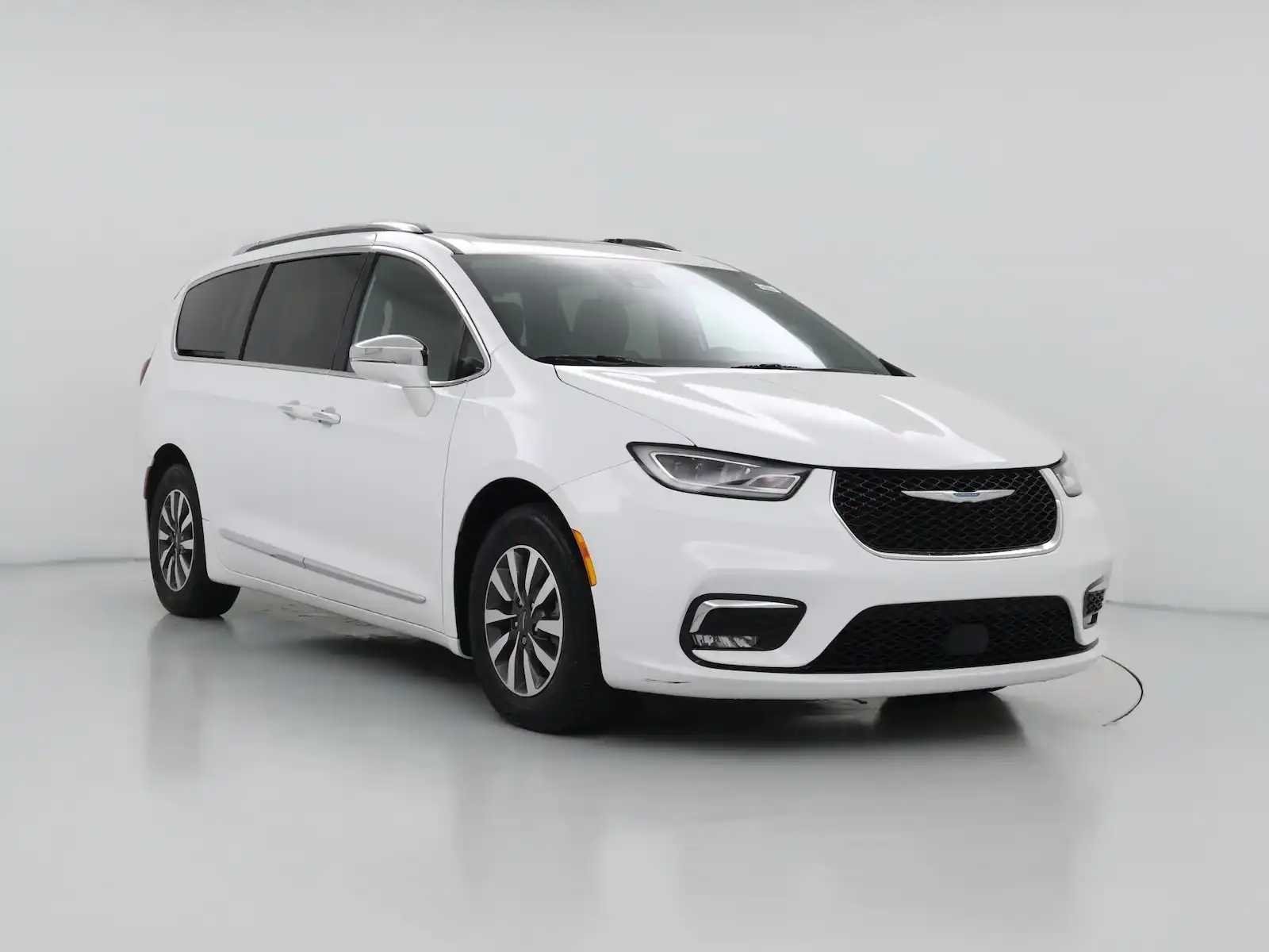 2021 Chrysler Pacifica Hybrid Limited's photo
