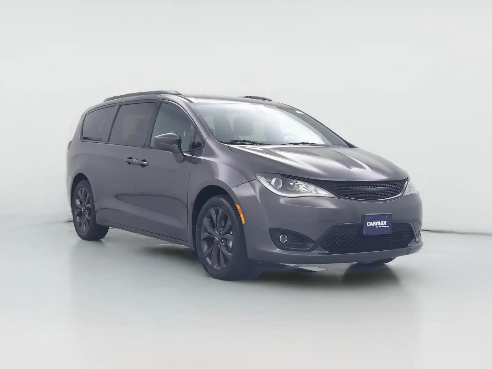 2018 Chrysler Pacifica Touring Plus's photo