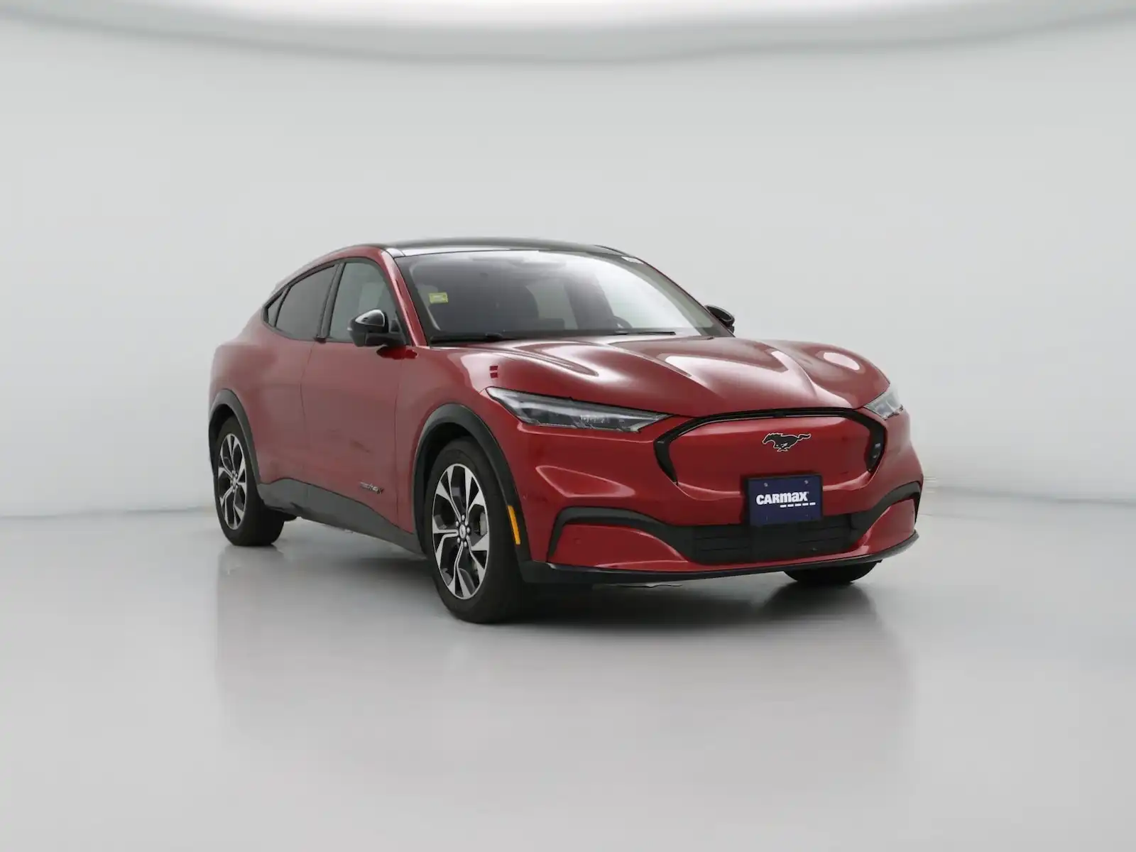 2023 Ford Mustang-Mach-e Premium's photo
