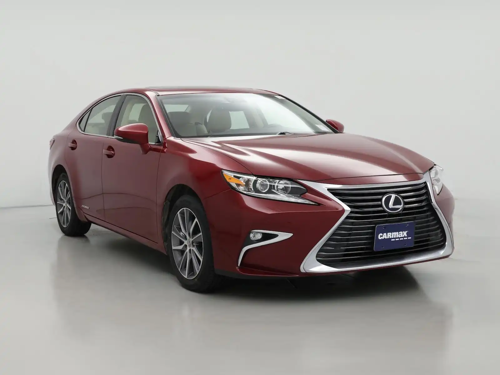 2016 Lexus ES 350 300h's photo